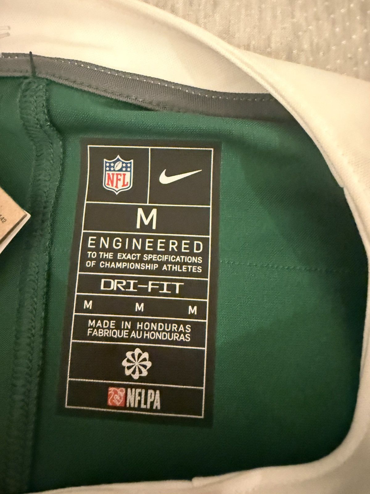 Nike Aaron Rodgers Jets Jersey Size US M / EU 48-50 / 2 - 5 Thumbnail