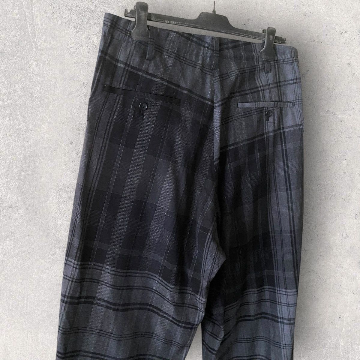 Yohji Yamamoto NWT S/S24 Grey Plaid Linen/Rayon Tab Pants Size US 32 / EU 48 - 3 Thumbnail