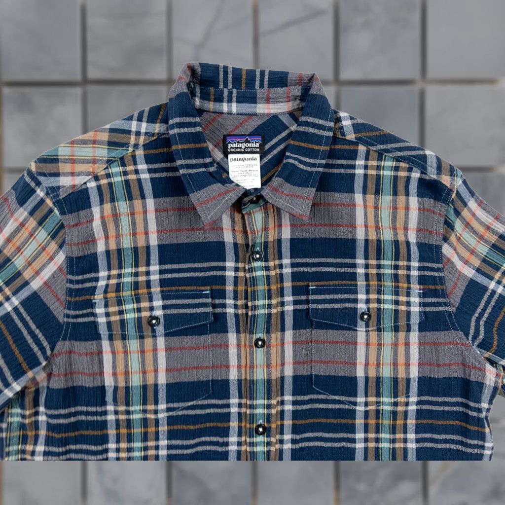 Patagonia Patagonia Shirt Mens Medium Blue Button-Down Steerman Organic Cotton Textured Shirt Size US M / EU 48-50 / 2 - 1 Thumbnail