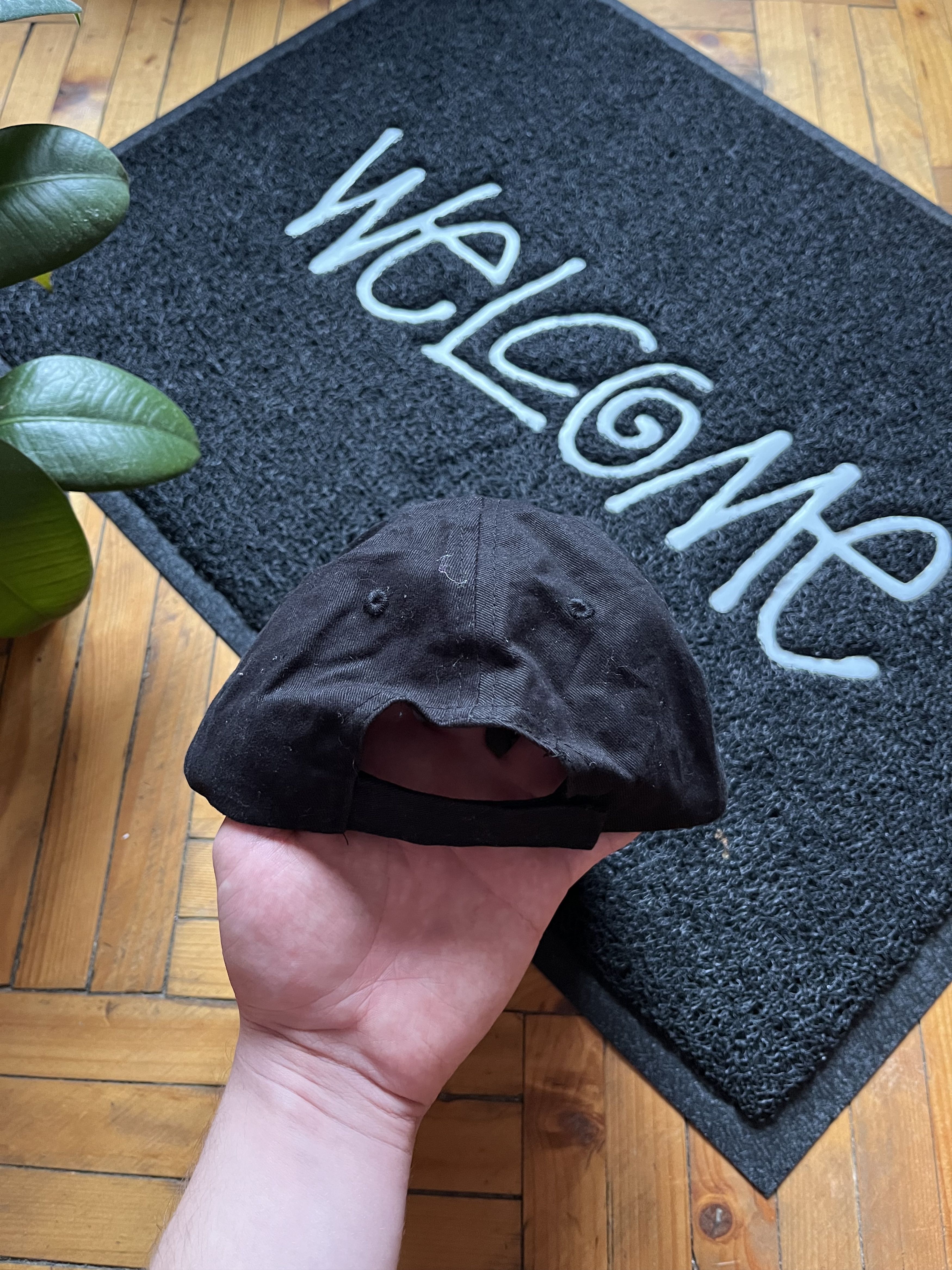 BMW Vintage BMW F1 Ferrari Black Nascar Racing 5 Panel Cap Size ONE SIZE - 3 Thumbnail