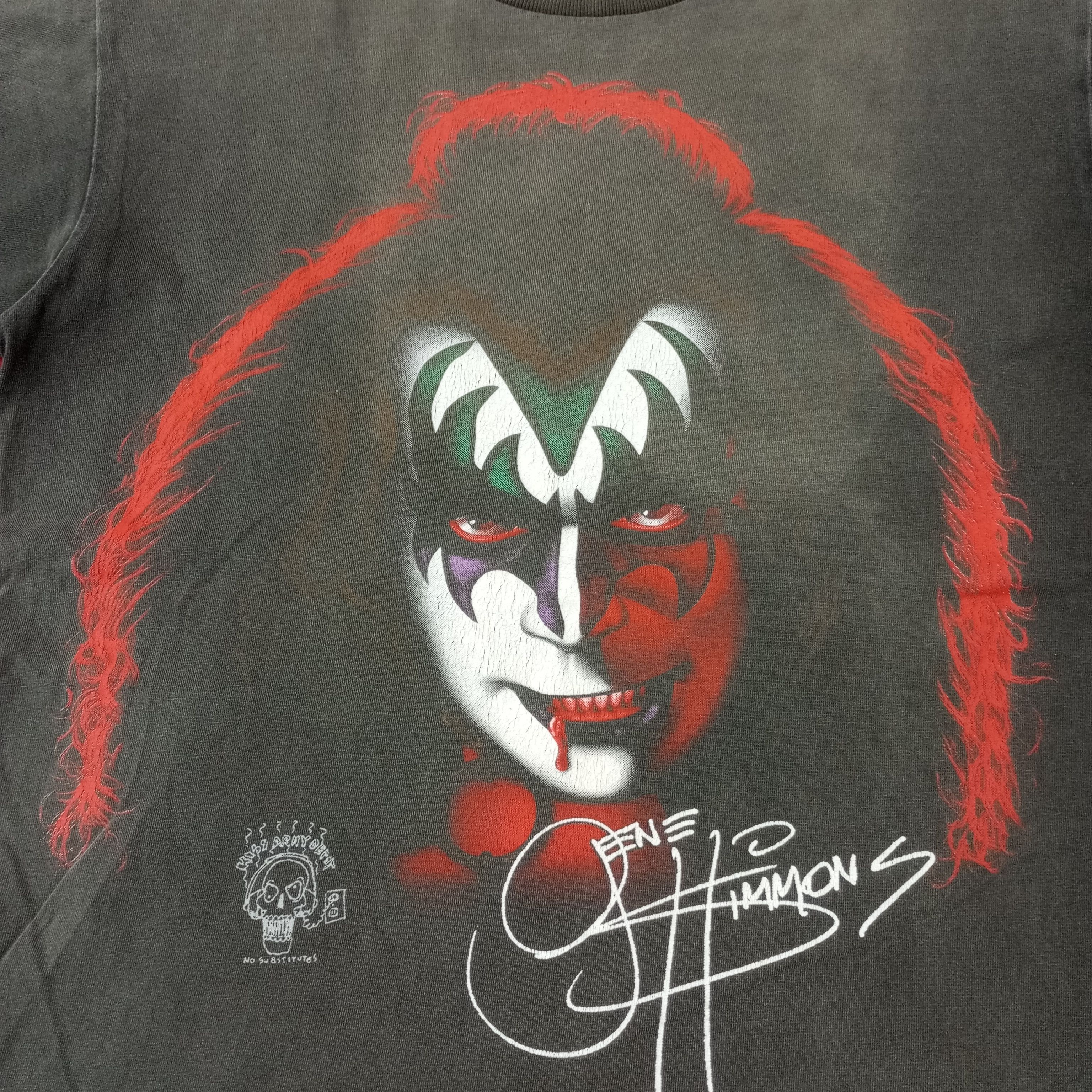 Band Tees Kiss Rock Band Faded Black Tshirt c249n50 Size US M / EU 48-50 / 2 - 2 Thumbnail