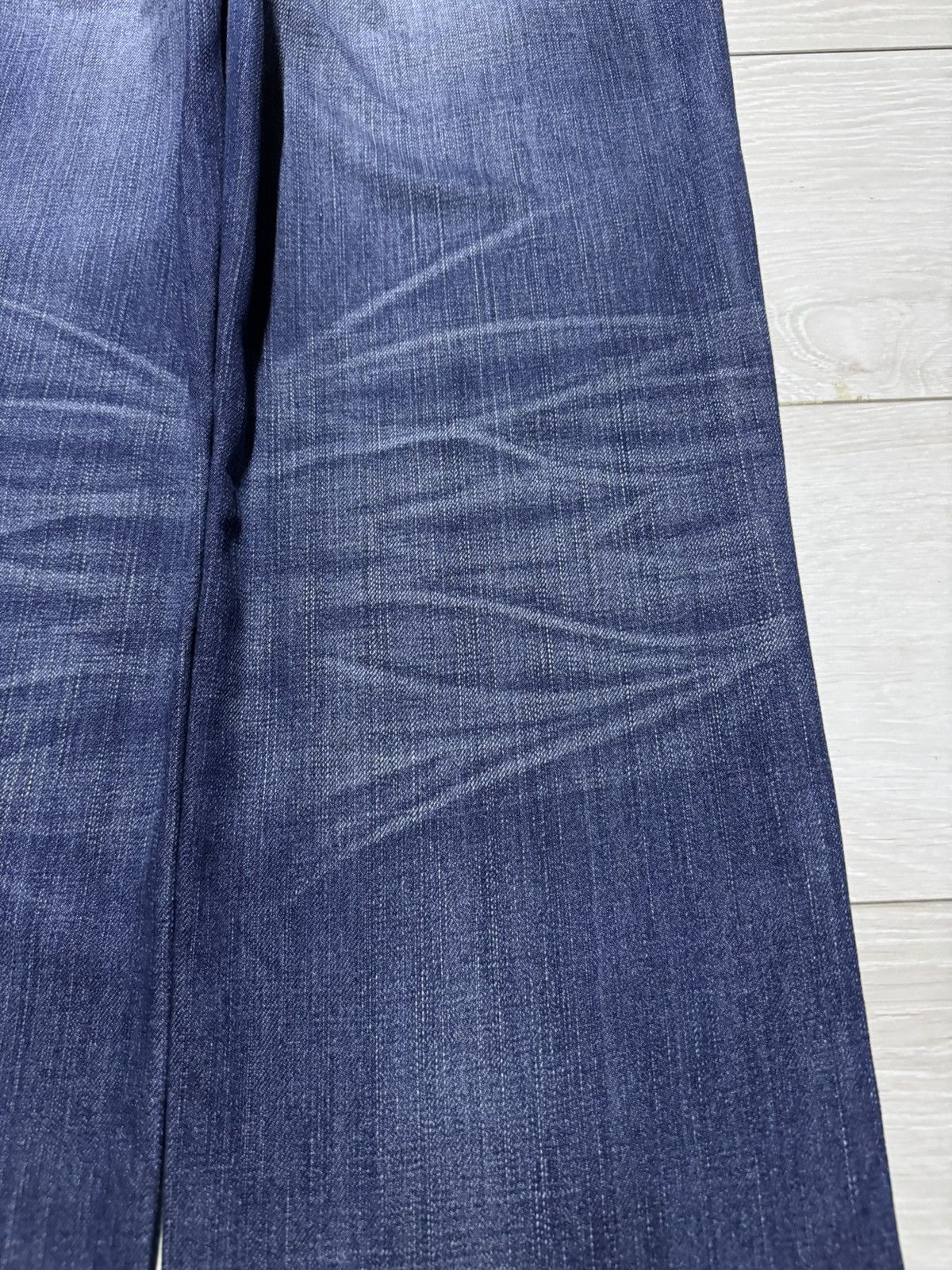 Levi's Vintage Levis 702 90s Faded Wash Distressed Straight Jeans Size US 32 / EU 48 - 10 Thumbnail