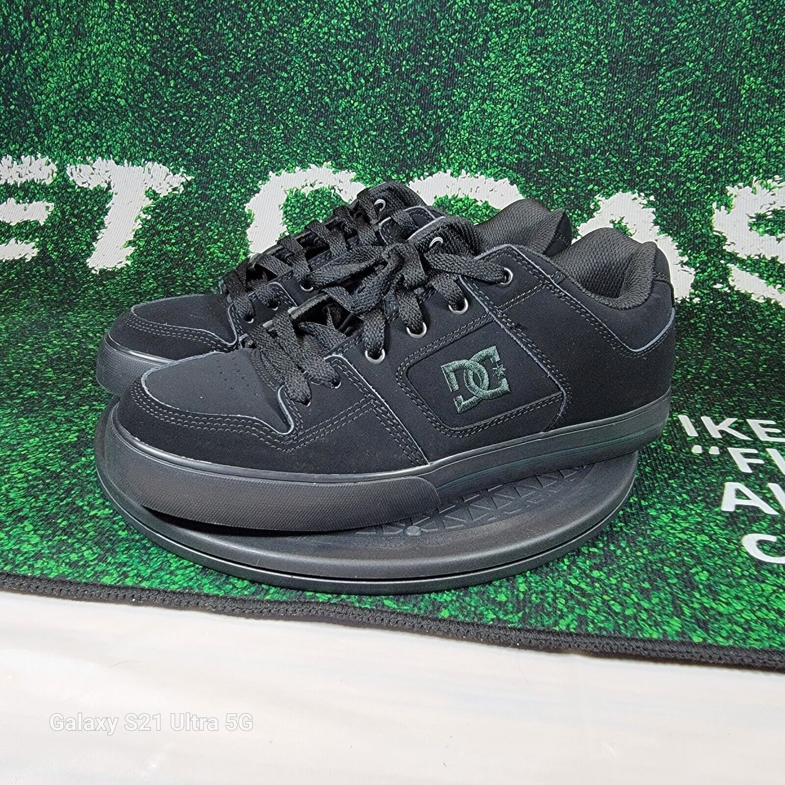 DC Shoes Pure A Skate Sneaker In Triple Black Size US 10.5