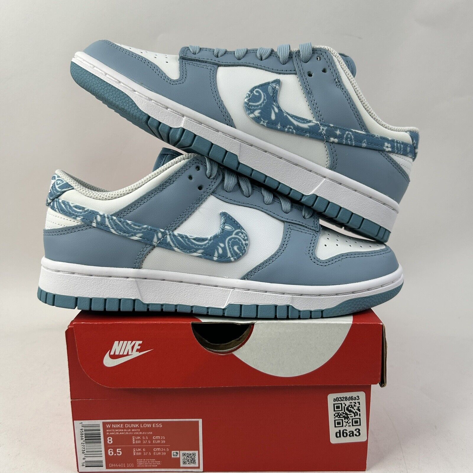 Nike Nike Dunk Low ESS WMNS Paisley Pack Worn Blue 2024 | Grailed