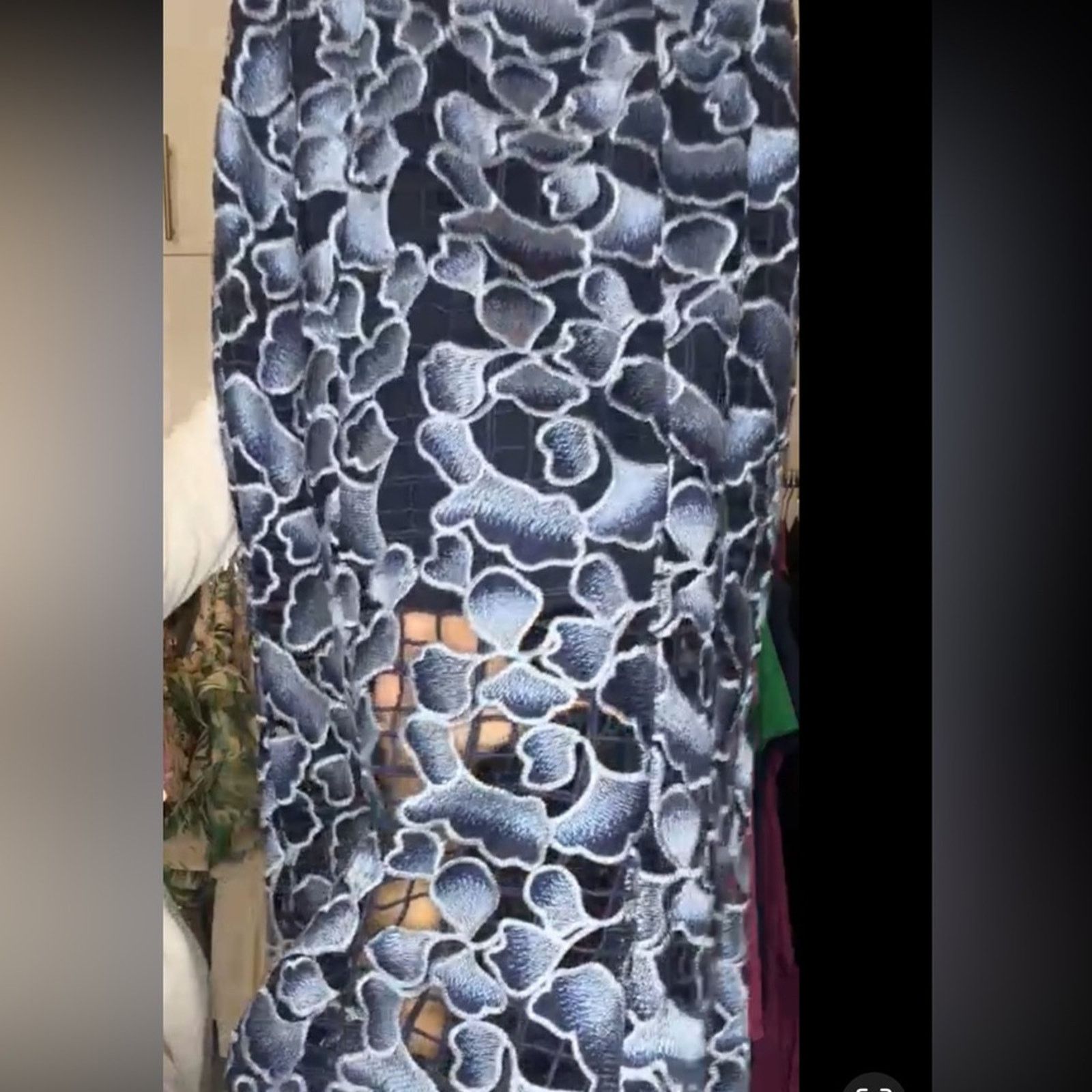 ELLIATT NWT Elliatt $300 Blue Floral Midi Skirt Size S Size 27" / US 4 / IT 40 - 7 Thumbnail