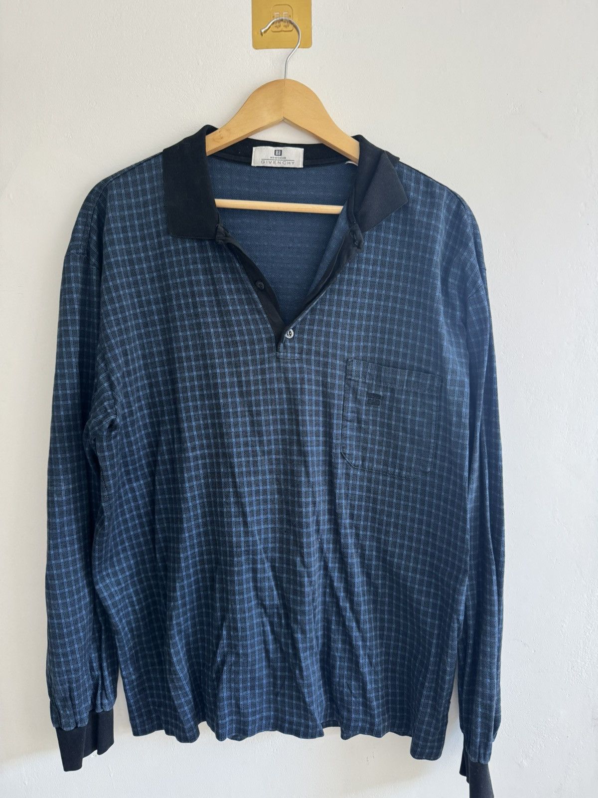 Givenchy Givenchy LS Polo Vintage Size US L / EU 52-54 / 3 - 1 Thumbnail