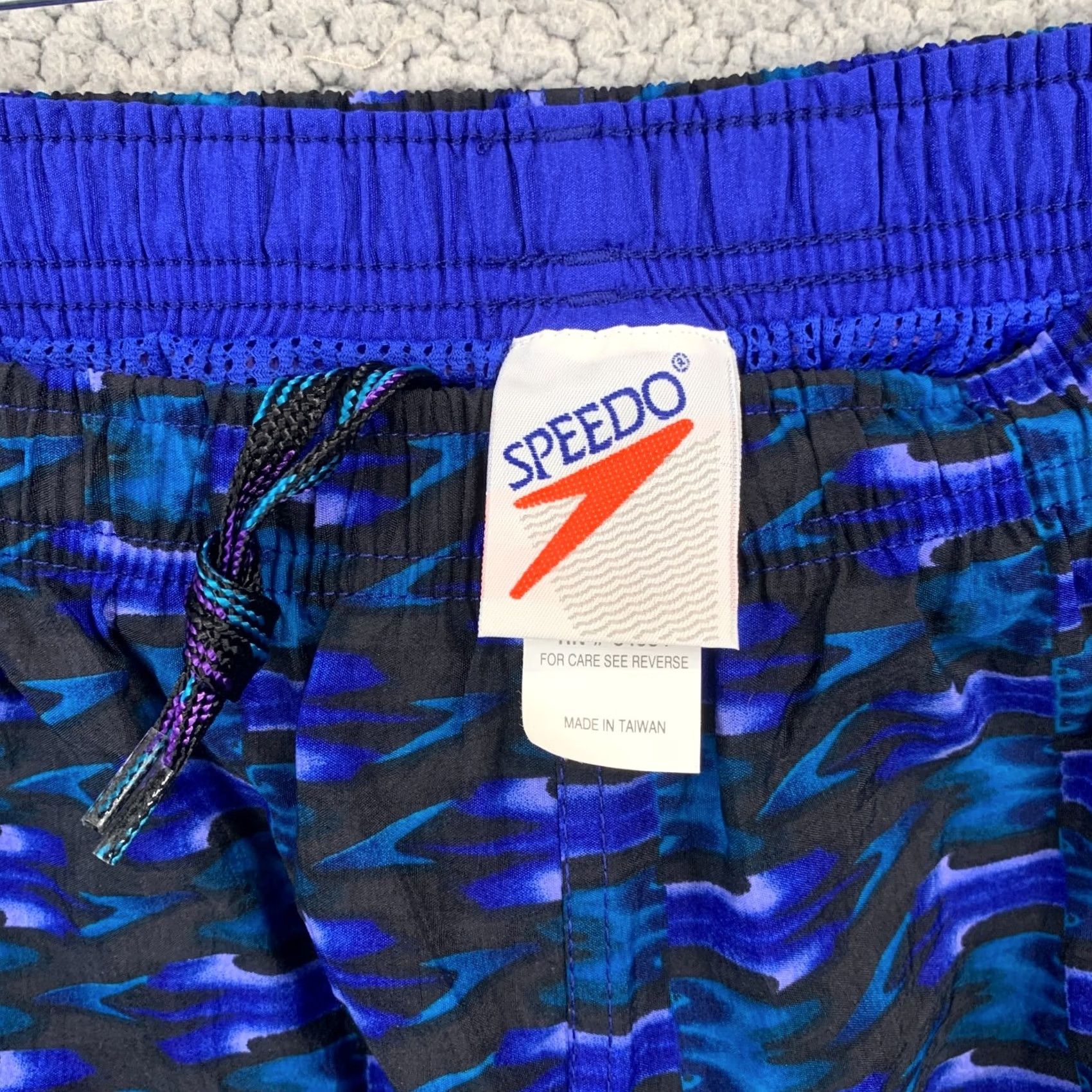 Speedo VINTAGE Speedo Trunks Mens XL Blue Abstract Print 90s Retro Swim Bottoms Shorts Shippable NWT Size US 36 / EU 52 - 5 Thumbnail