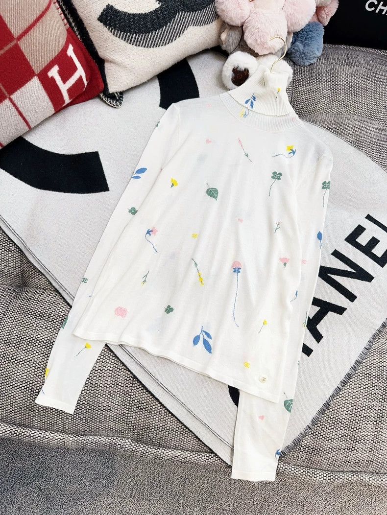 Chanel Chanel 18b white background color flower multi-element pat Size XS / US 0-2 / IT 36-38 - 3 Thumbnail