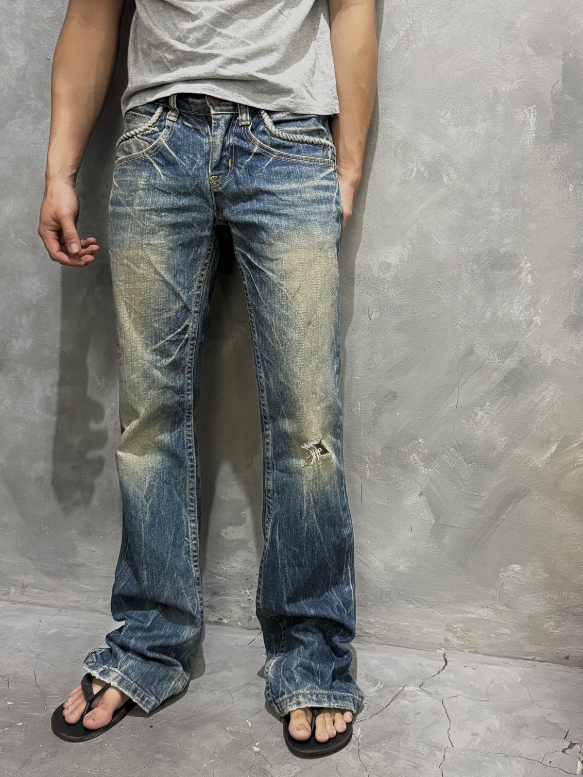 Japanese Brand 2000s Japanese archive Vkei Distressed Bootcut