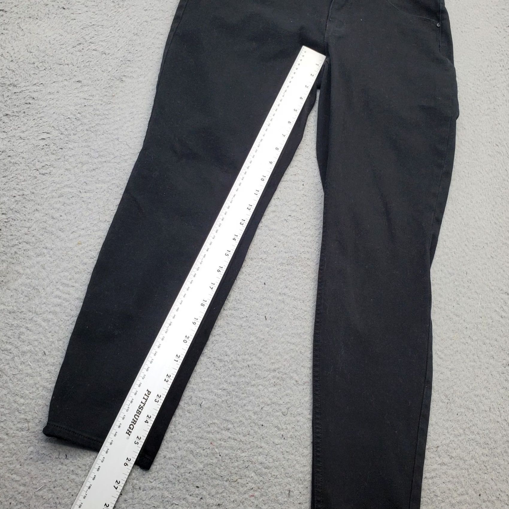 White House Black Market White House Black Market Jeans Womens 10 Ankle Skinny Dark Wash Black Denim Button Front 5-Pocket Regular Fit Inseam 25.75" Vintage N/A Size 32" / US 10 / IT 46 - 5 Thumbnail