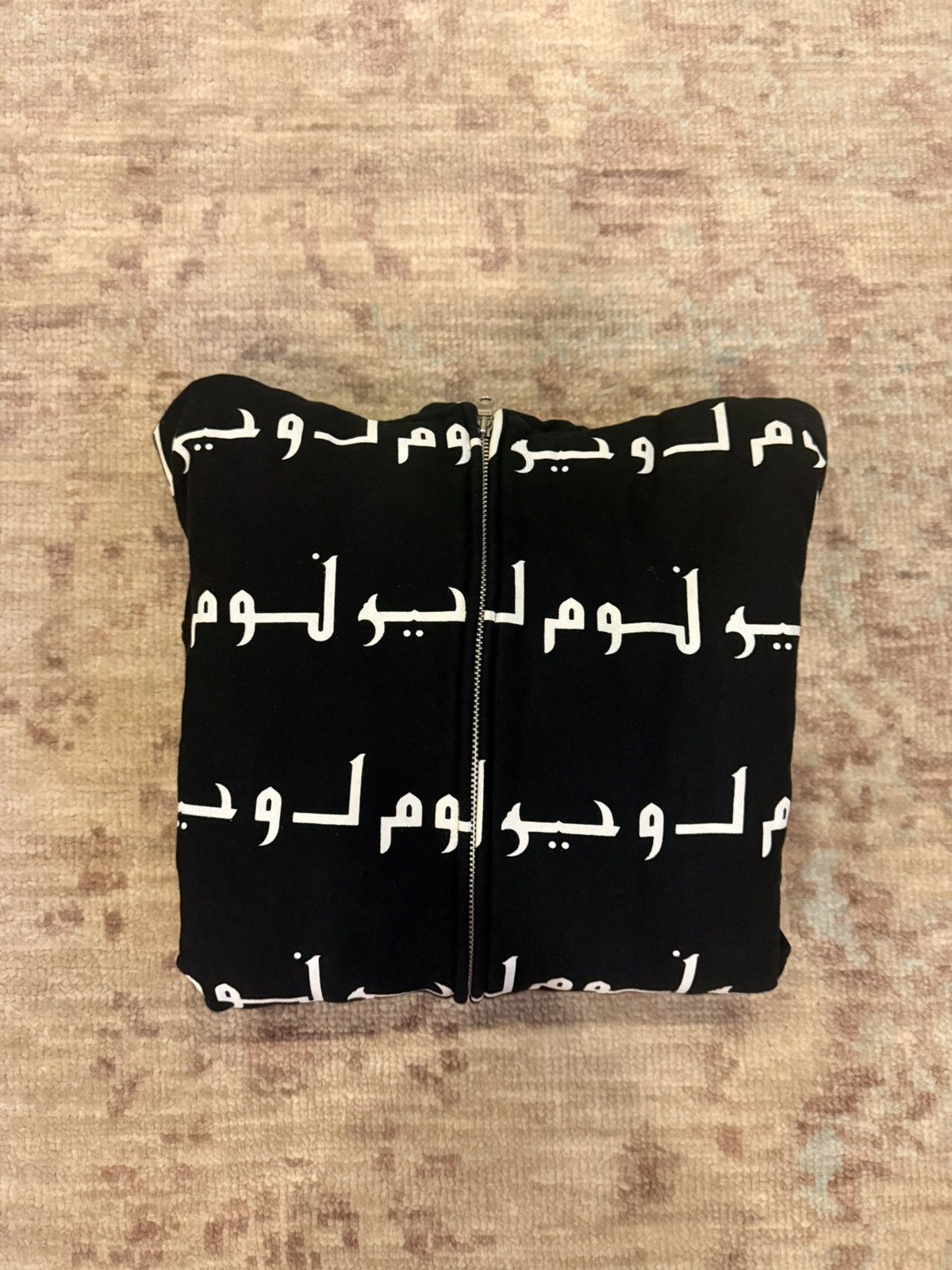 Nom De Guerre Nom De Guerre Arabic black Hoodie Size US M / EU 48-50 / 2 - 2 Thumbnail