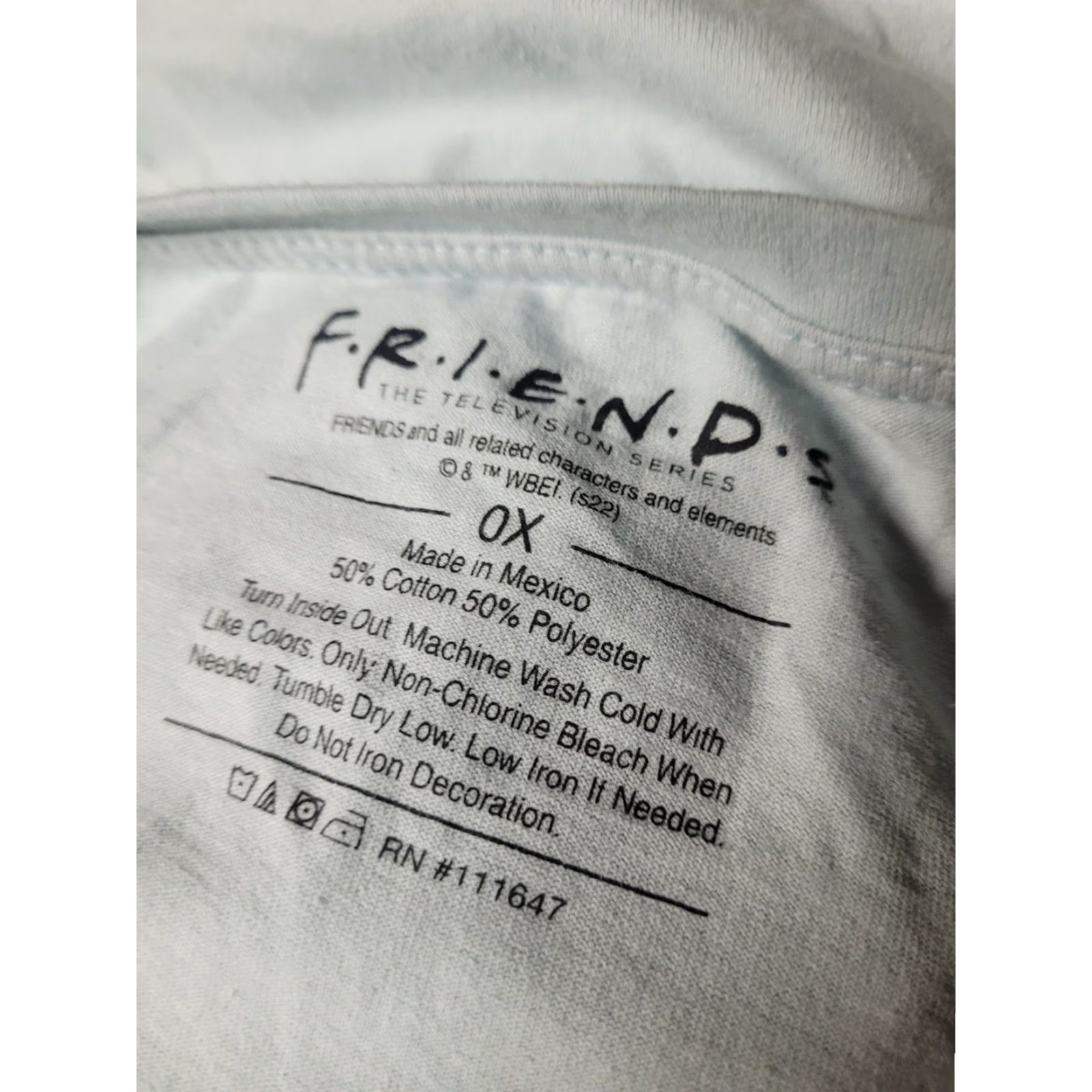 Vintage Womens T-Shirt 0X Friends Blue Crew Neck Short Sleeve 50% Cotton 50% Polyester Graphic Print TV Movies & Music 90s Casual Mens Womens Girls Size XL / US 12-14 / IT 48-50 - 3 Thumbnail