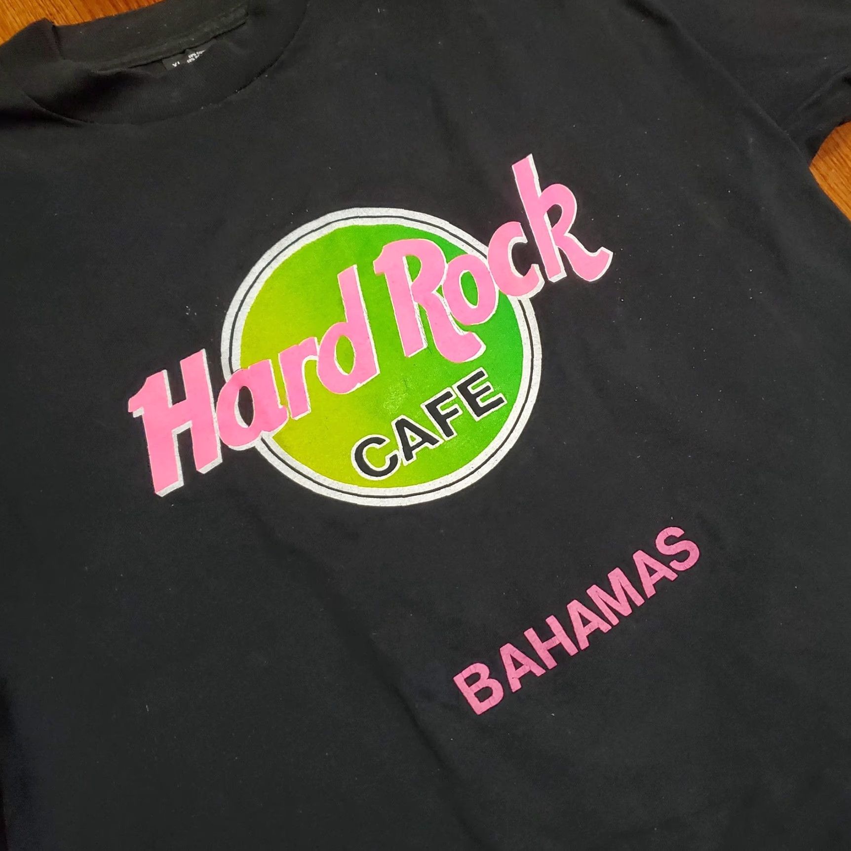 Fruit Of The Loom VINTAGE Hard Rock Cafe Shirt Mens XL Black Bahamas Made USA T-Shirt Tee 90s Size US XL / EU 56 / 4 - 2 Thumbnail