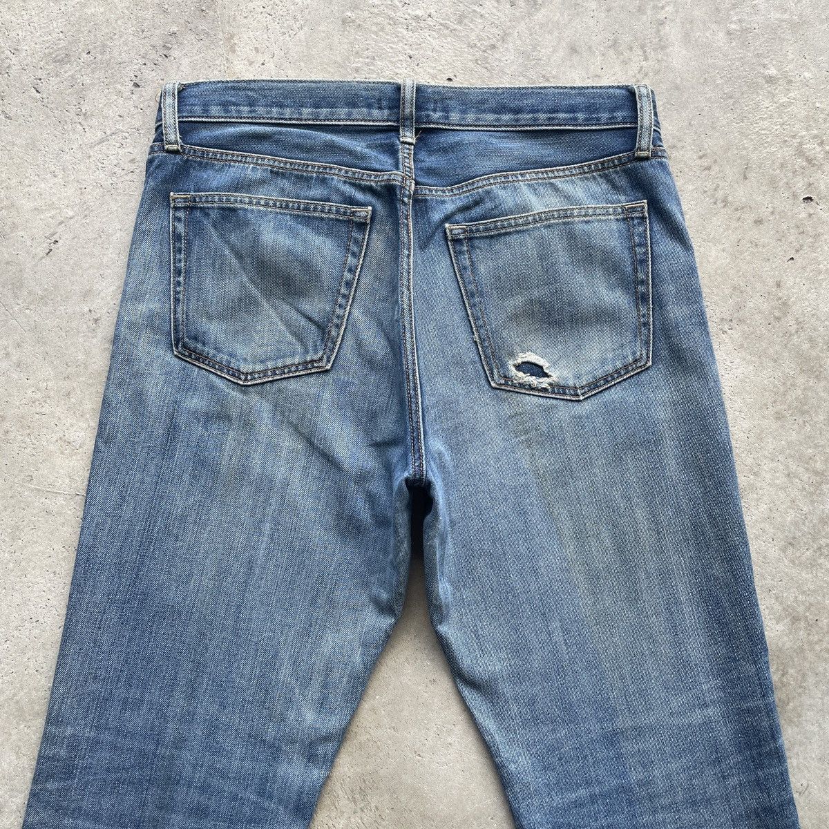 Japanese Brand Vintage Japanese Brand Faded Jeans Denim Pants W35 Size US 35 - 8 Thumbnail