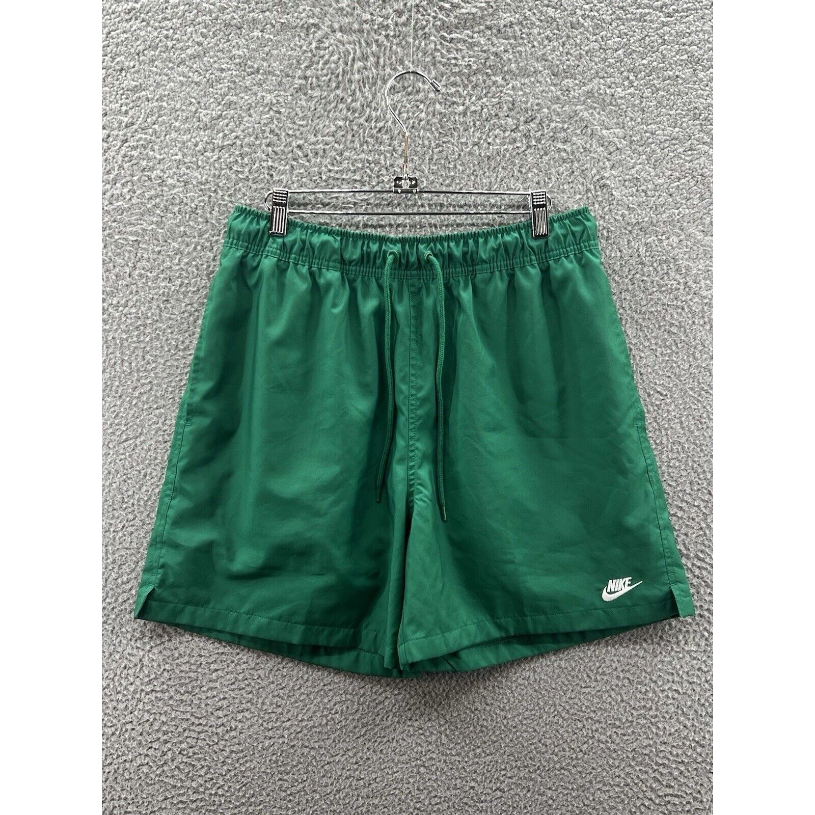 Nike Nike Woven Flow Above Knee Mesh Lined Short Green FN3307-365 Size US 34 / EU 50 - 1 Thumbnail