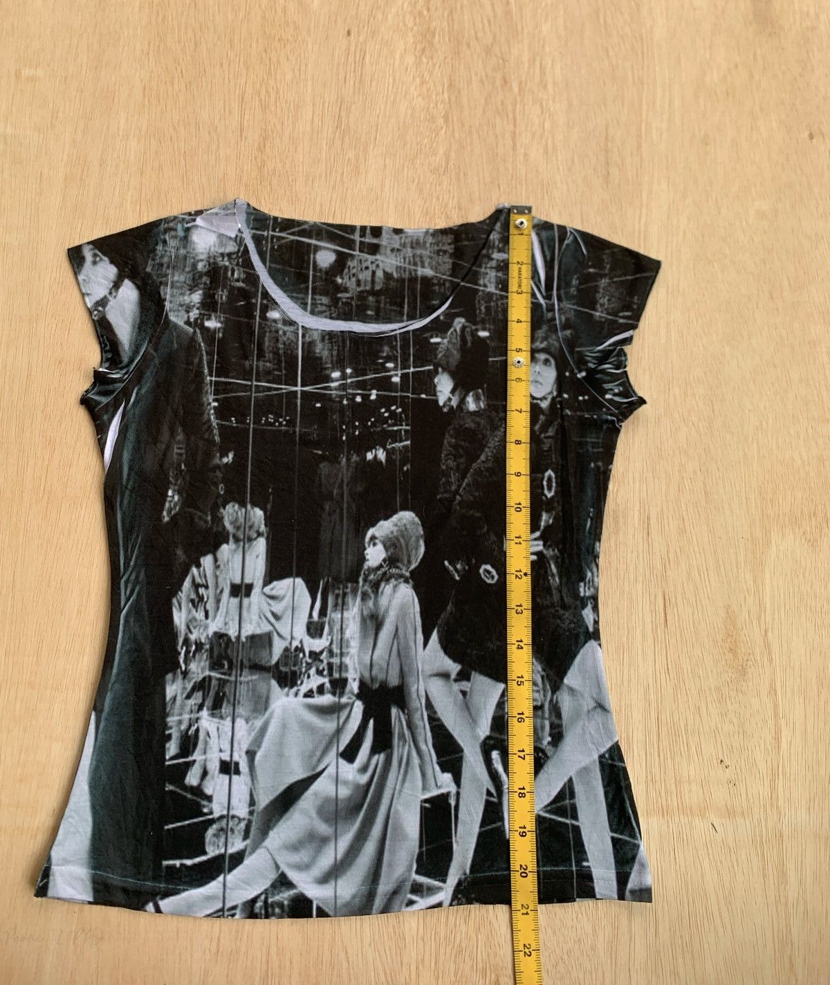 20471120 × Japanese Brand Y2k Jpg Style Art Women's Tshirt Size M / US 6-8 / IT 42-44 - 9 Thumbnail