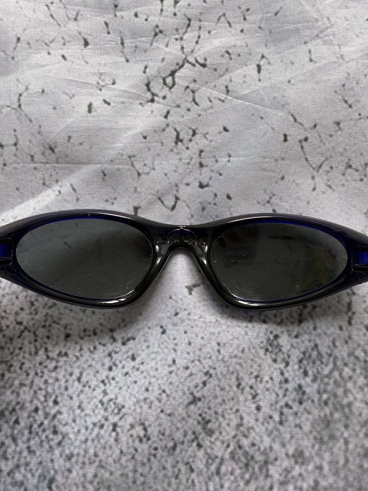 Oakley Vintage Oakley Minute 2nd Gen Sunglasses Size ONE SIZE - 4 Thumbnail