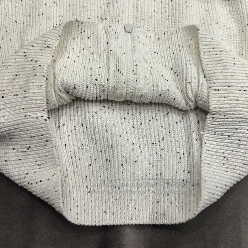Brunello Cucinelli Brunello Cucinelli 23FW White Knitted Sequin Sweater Size S / US 4 / IT 40 - 6 Thumbnail