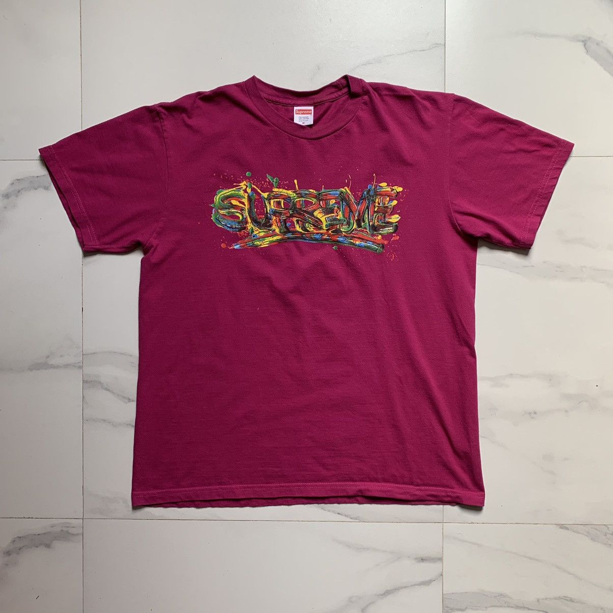 Hypebeast × Supreme Supreme Paint Logo T-Shirt Magenta Size US M / EU 48-50 / 2 - 2 Thumbnail