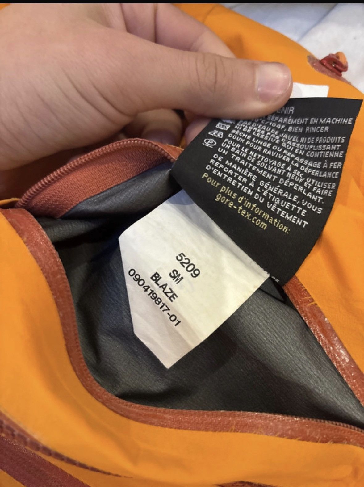 Arc'teryx Arc’teryx Alpha SV canada Size S / US 4 / IT 40 - 19 Thumbnail