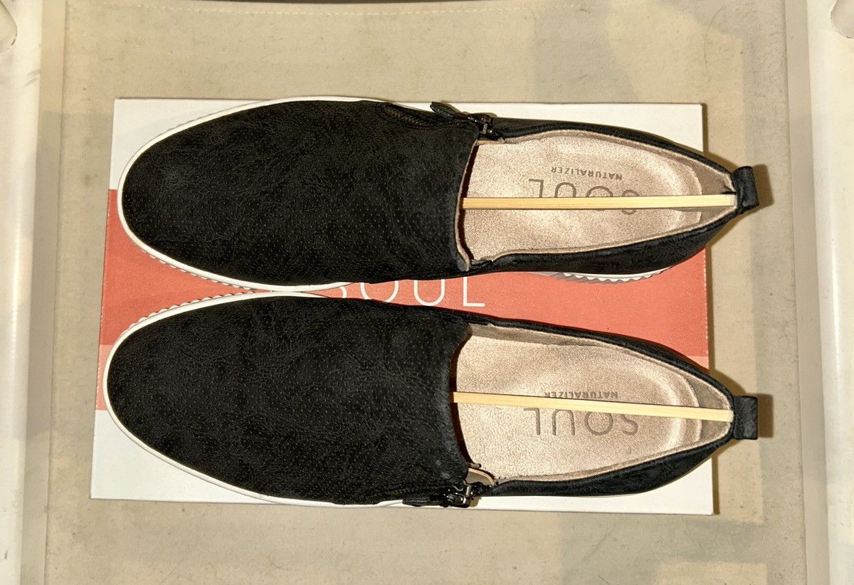 Naturalizer Soul Naturalizer “Turner” Canvas Sneakers Size 9M Size US 9 / IT 39 - 12 Thumbnail
