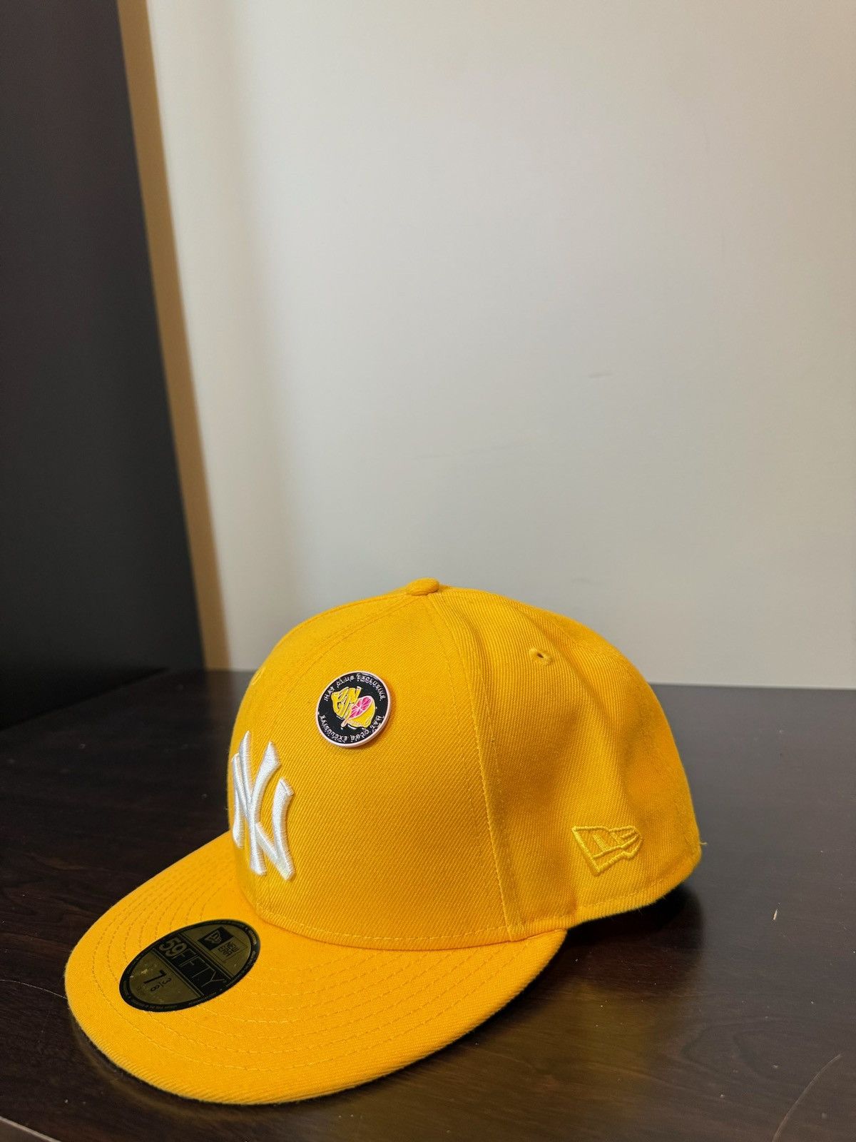 Hat Club × New Era Hat Club Exclusive New York Yankees Fitted Cap Size 26 - 2 Thumbnail