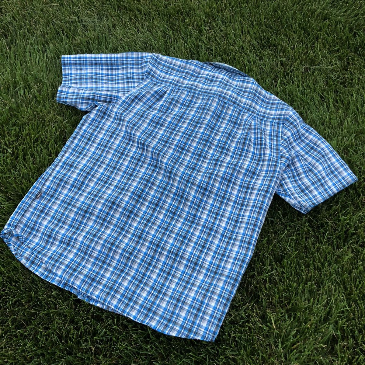 The North Face The north face short sleeve dress shirt Size US M / EU 48-50 / 2 - 7 Thumbnail