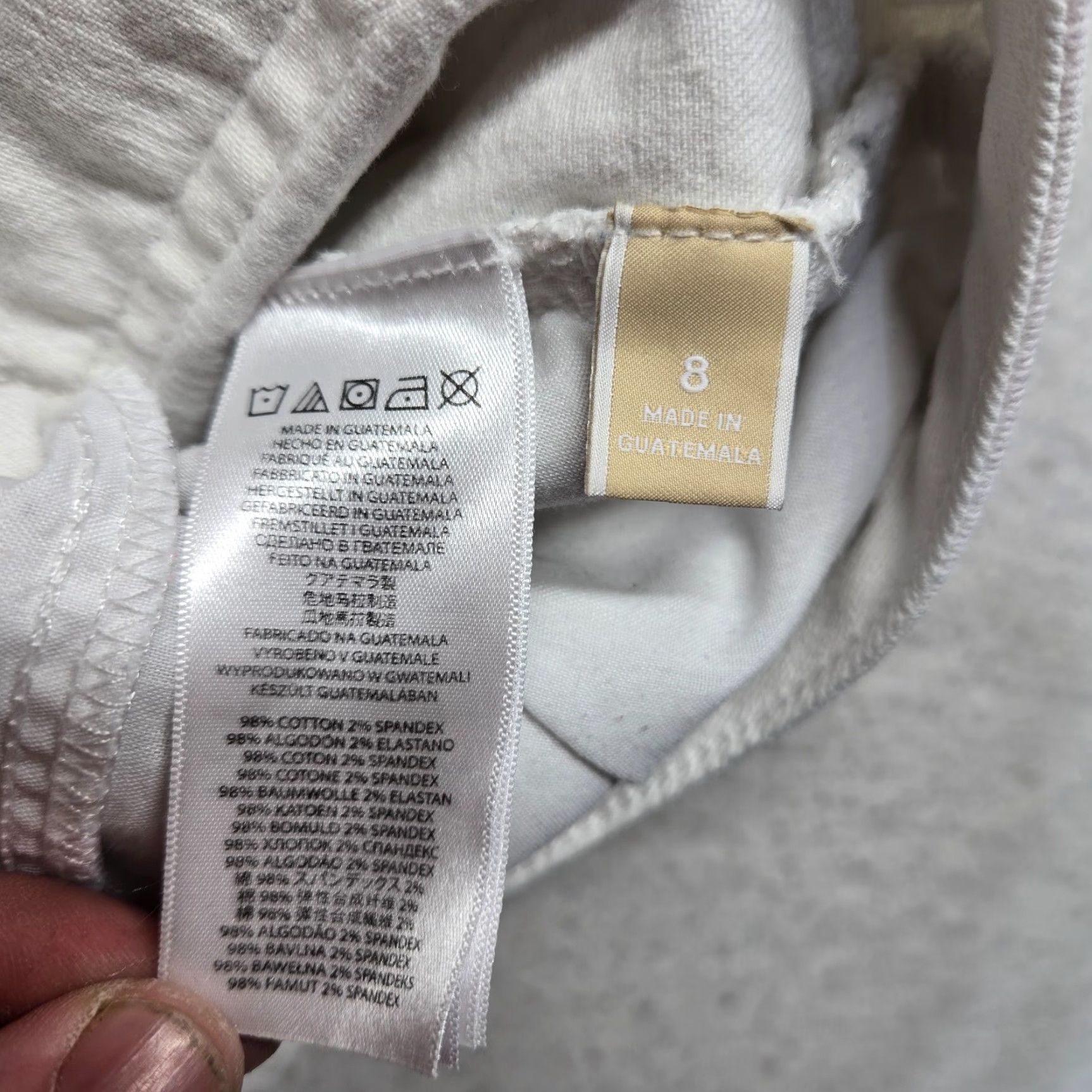 Michael Kors Michael Kors Pants Chino 98% Cotton White Pockets Belted Slimming Adult Women's Size 8 Womens Size 30" / US 8 / IT 44 - 4 Thumbnail