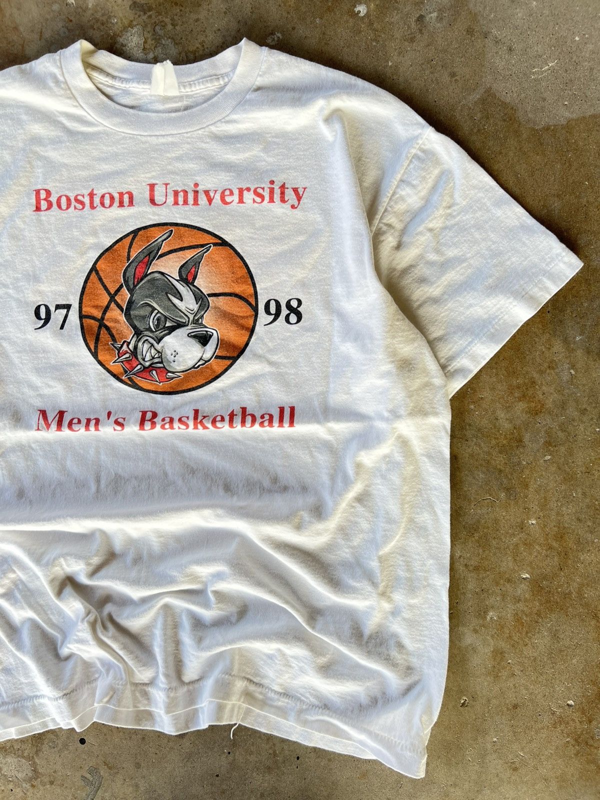 Vintage Vintage 90’s NCAA Boston University T Shirt Size US XL / EU 56 / 4 - 1 Thumbnail