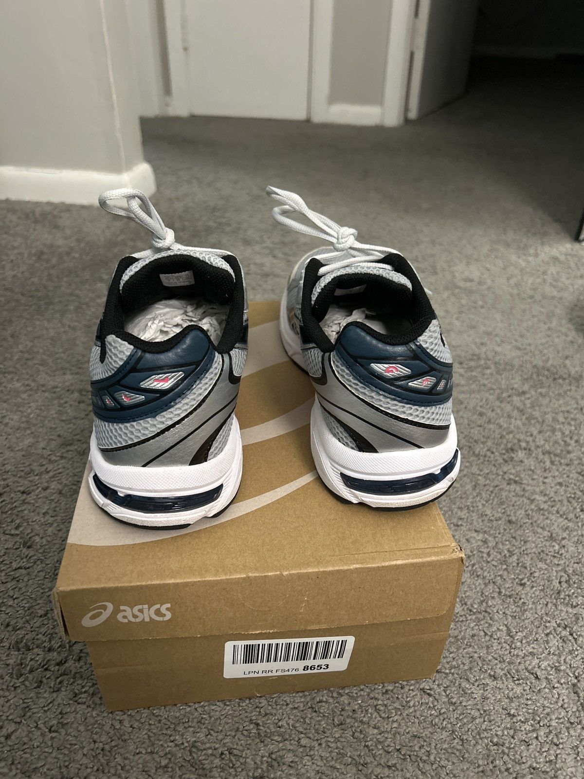 Asics Asics navy teal pink Size US 9 / EU 42 - 3 Thumbnail