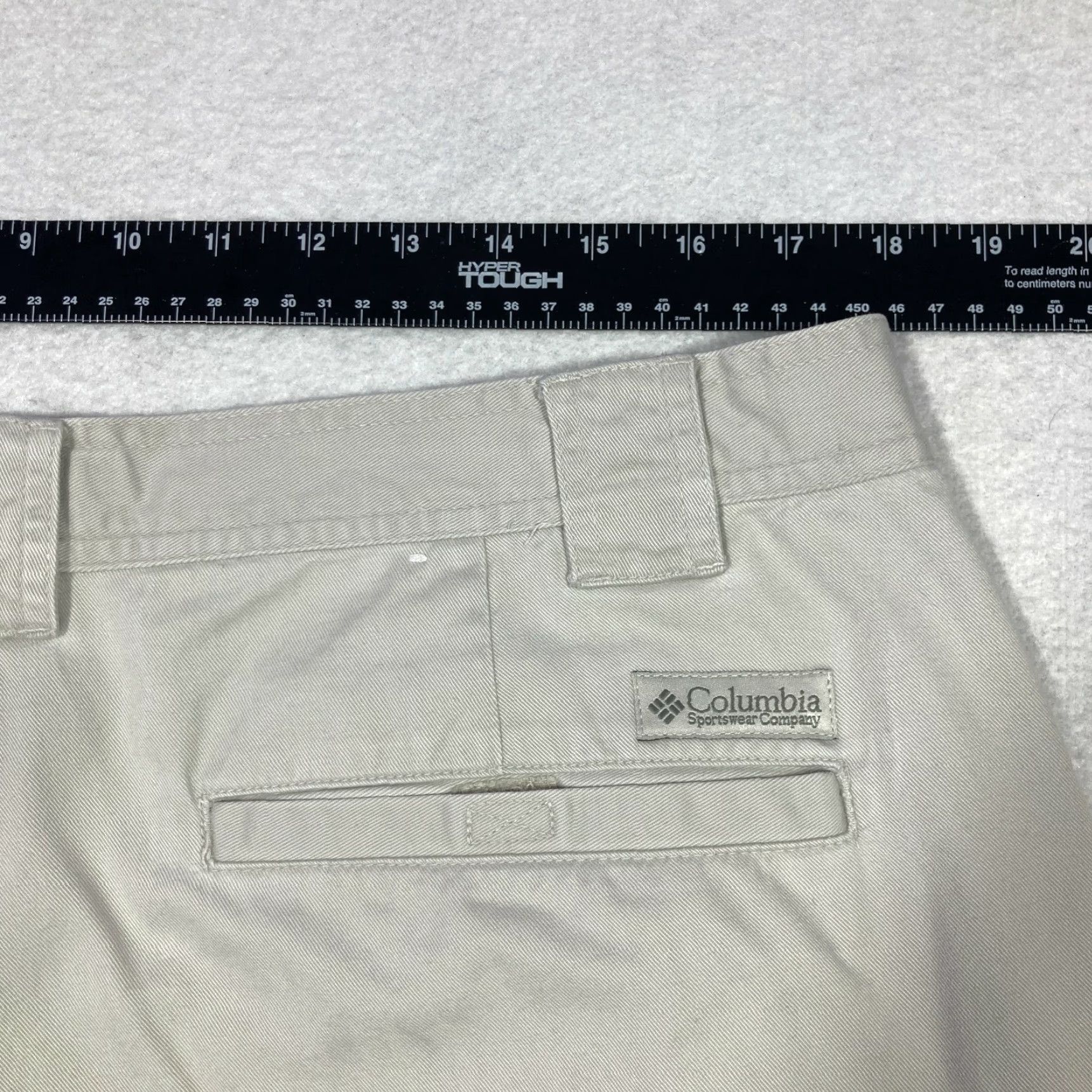 Vintage Columbia Mens Cargo Shorts Light Brown 38 USA Vintage Utility Hiking Slim Fit Cotton Canvas Belt Loops Pockets Crew N/A Size US 38 / EU 54 - 7 Thumbnail