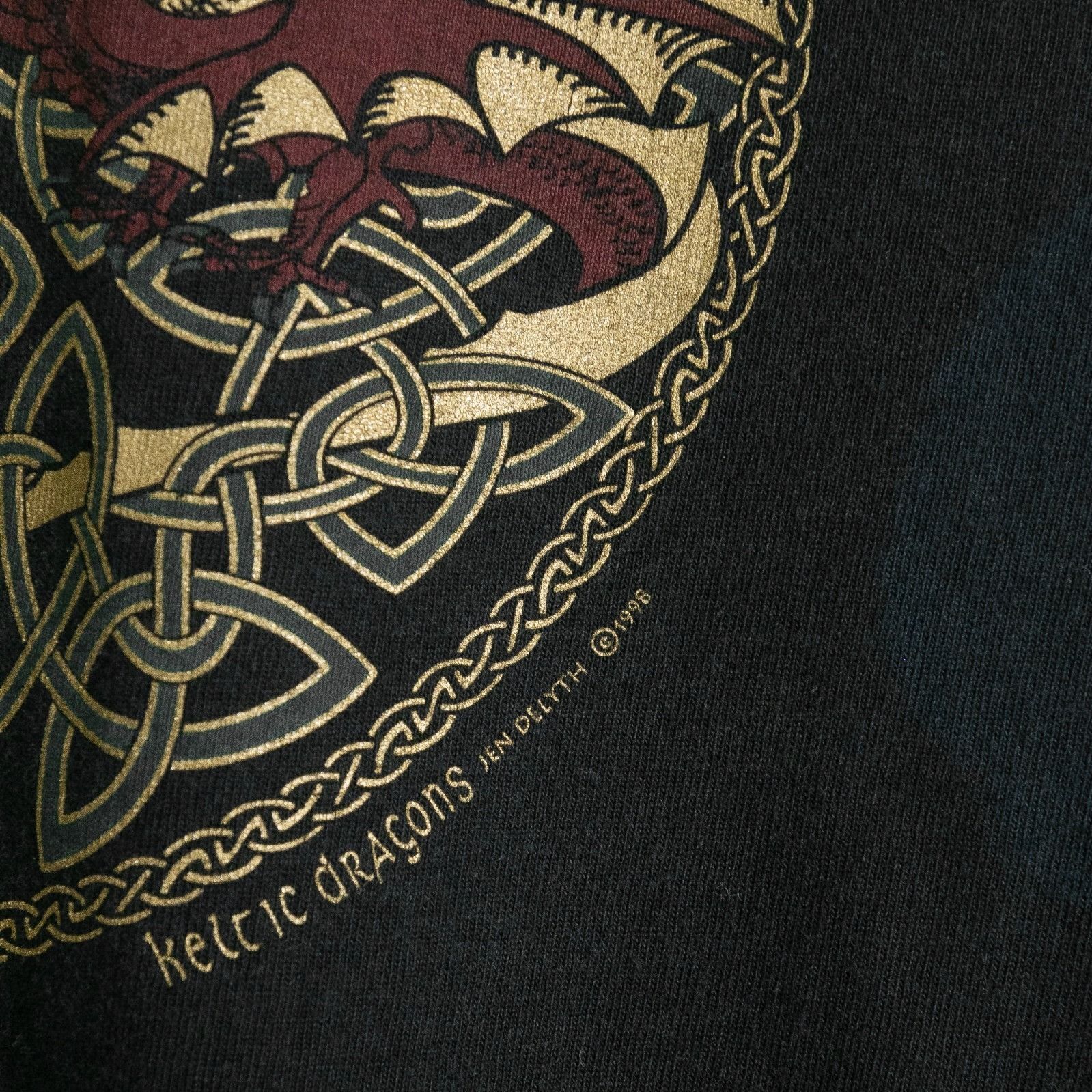 Vintage Vintage 90s Celtic Dragons Irish Art Drawing T Shirt Medium Size US M / EU 48-50 / 2 - 5 Thumbnail