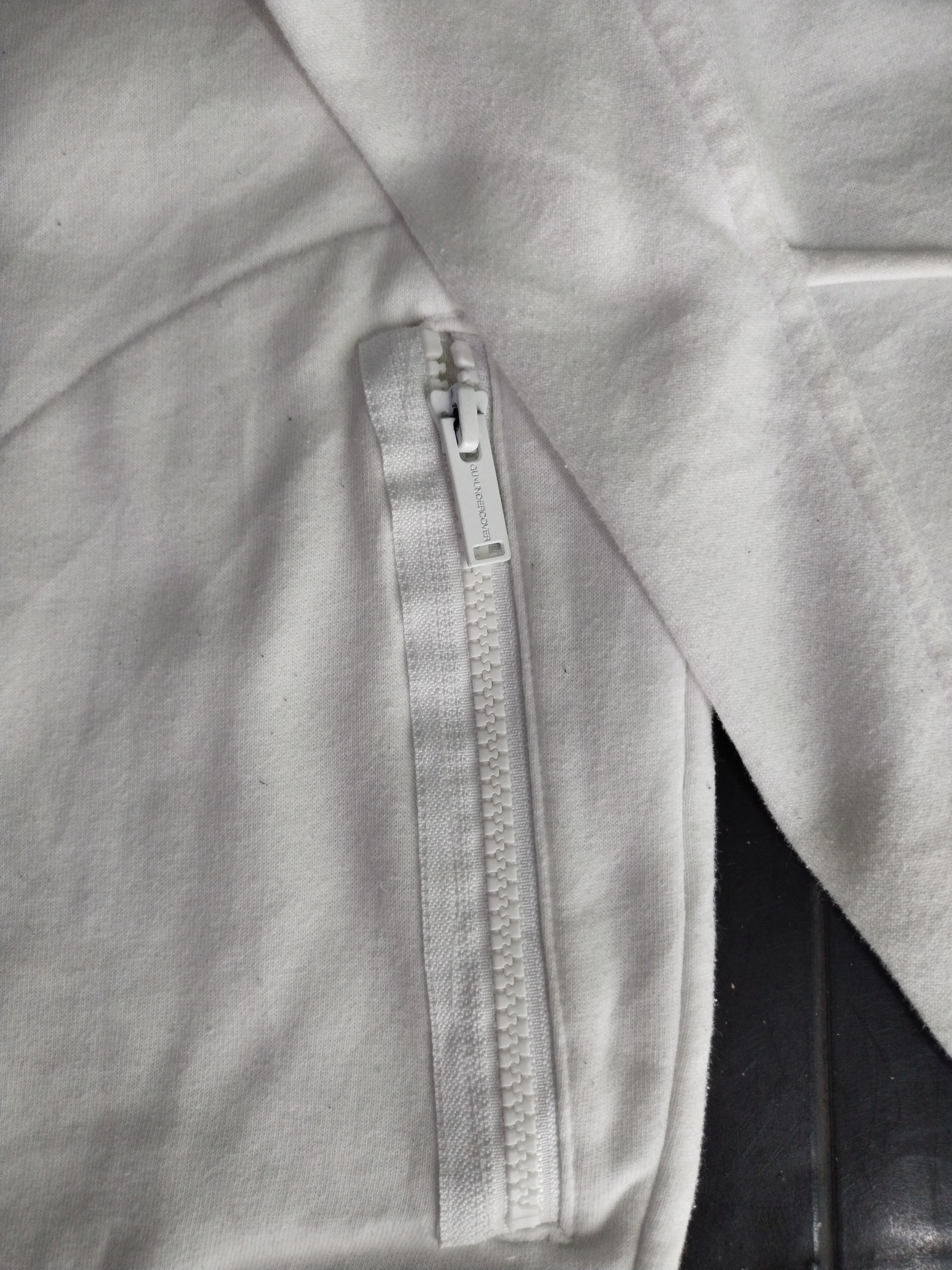GU × Undercover GU x Undercover FreedomNoise White Sweatshirt Size US M / EU 48-50 / 2 - 6 Thumbnail