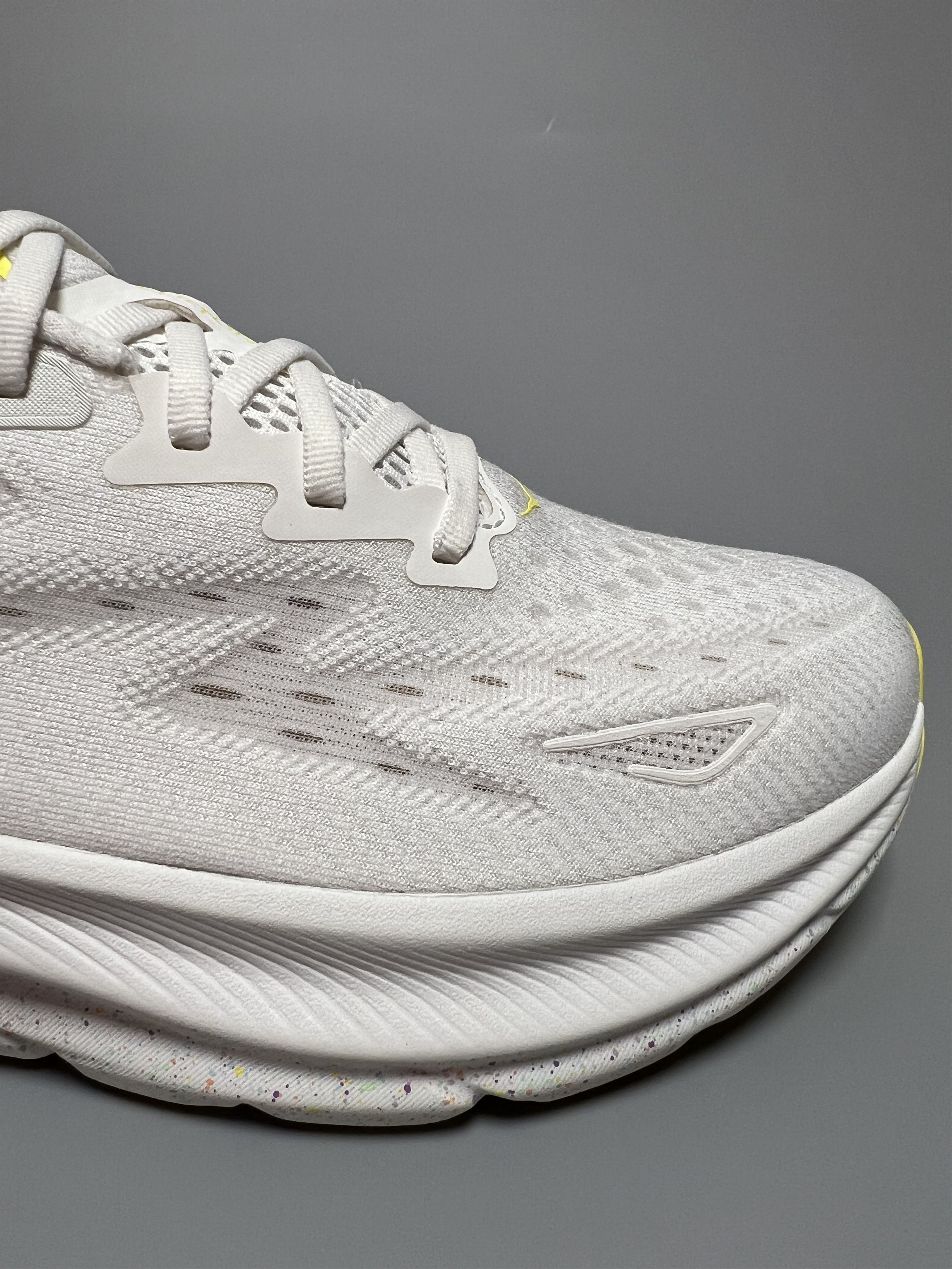 Hoka 9D Hoka One One Clifton 9 Men's Running Shoes Walking Gym Size US 9 / EU 42 - 13 Thumbnail