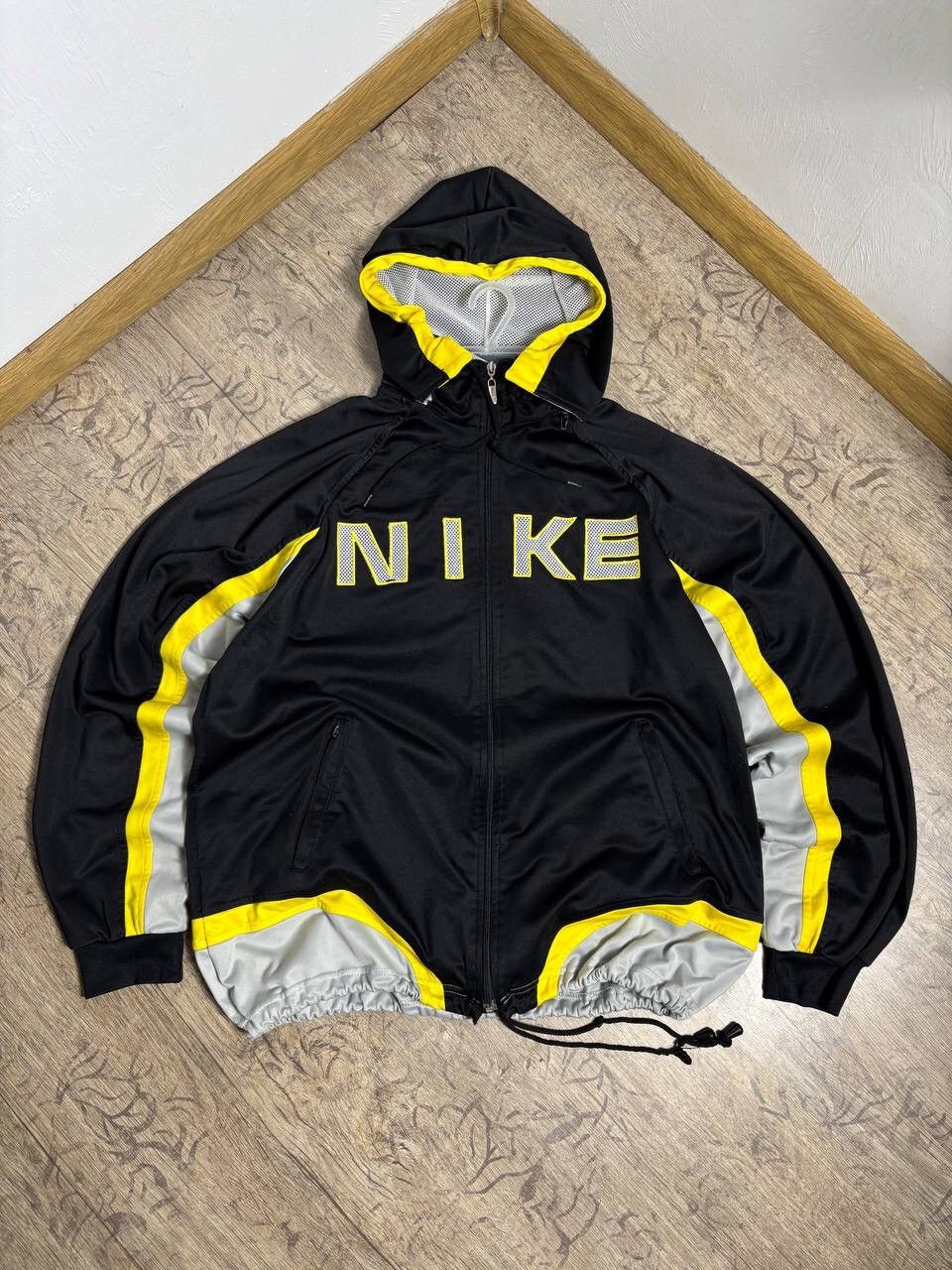 Nike 90’s Nike 2 side Big Logo Boxy Track Hoodie Vintage Bomber Size US L / EU 52-54 / 3 - 1 Thumbnail