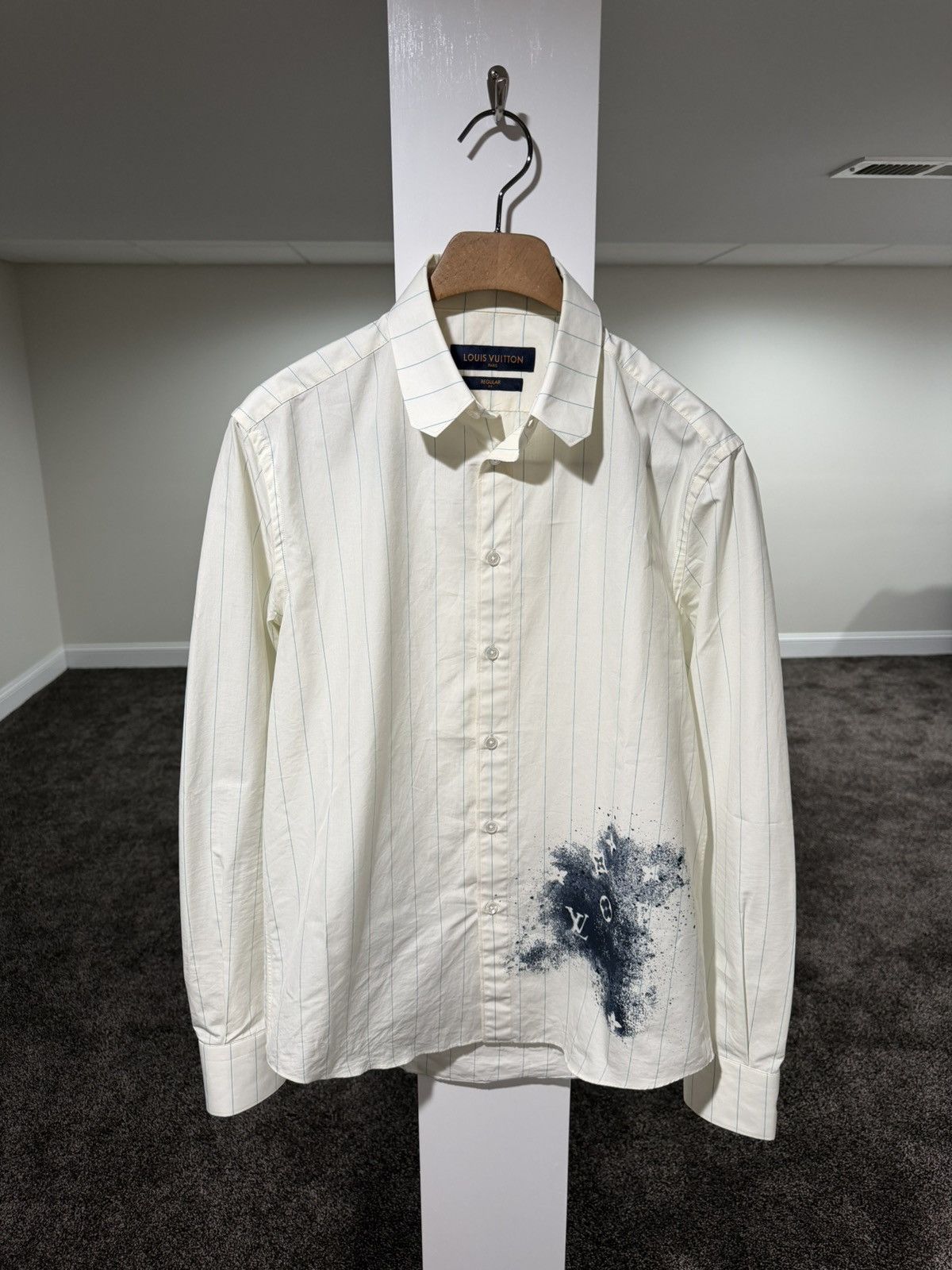 Louis Vuitton Louis Vuitton x Virgil Pin Striped Monogram Spray Logo Shirt Size US S / EU 44-46 / 1 - 17 Thumbnail