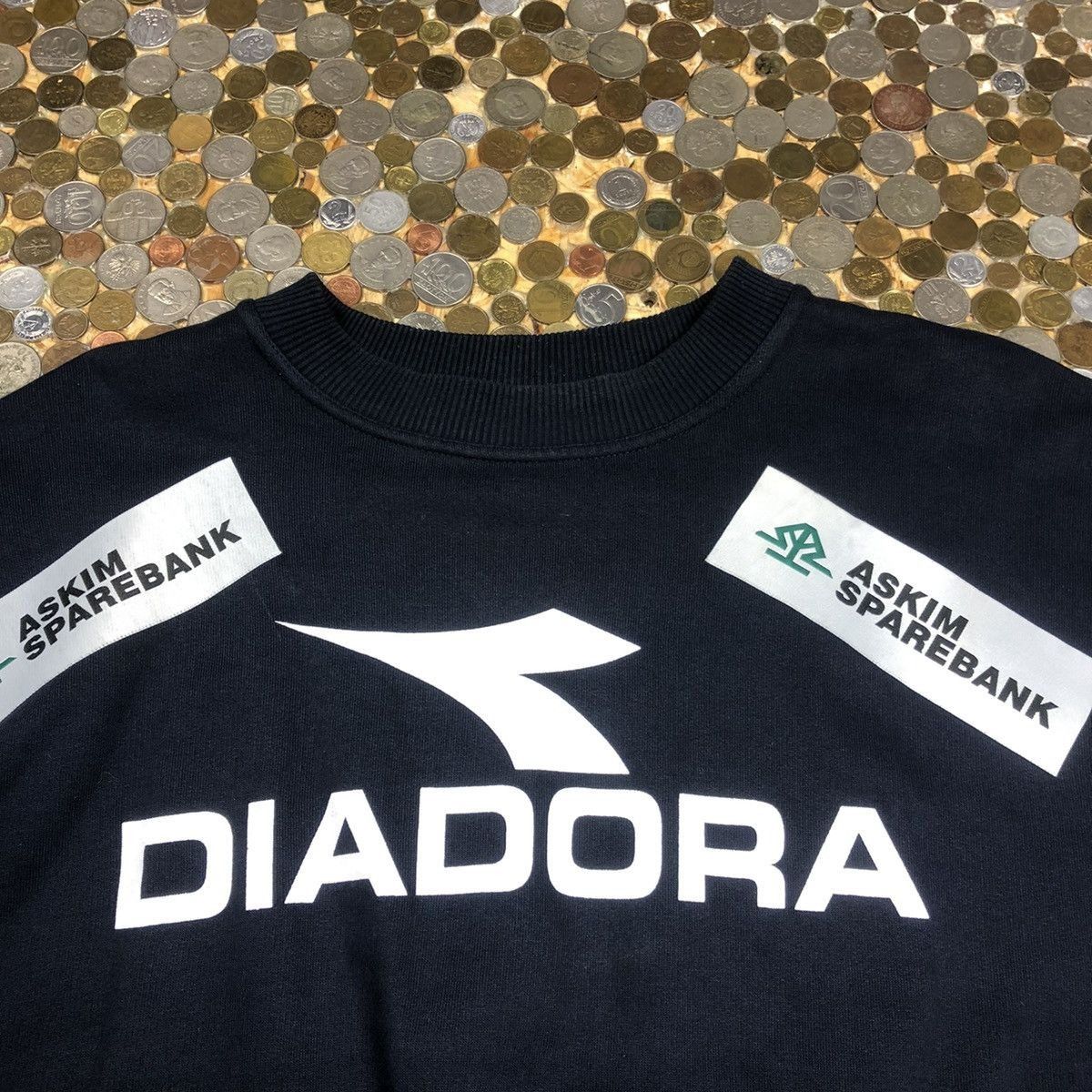 Diadora Diadora sweatshirt crewneck NAVY 90's Size US M / EU 48-50 / 2 - 2 Thumbnail