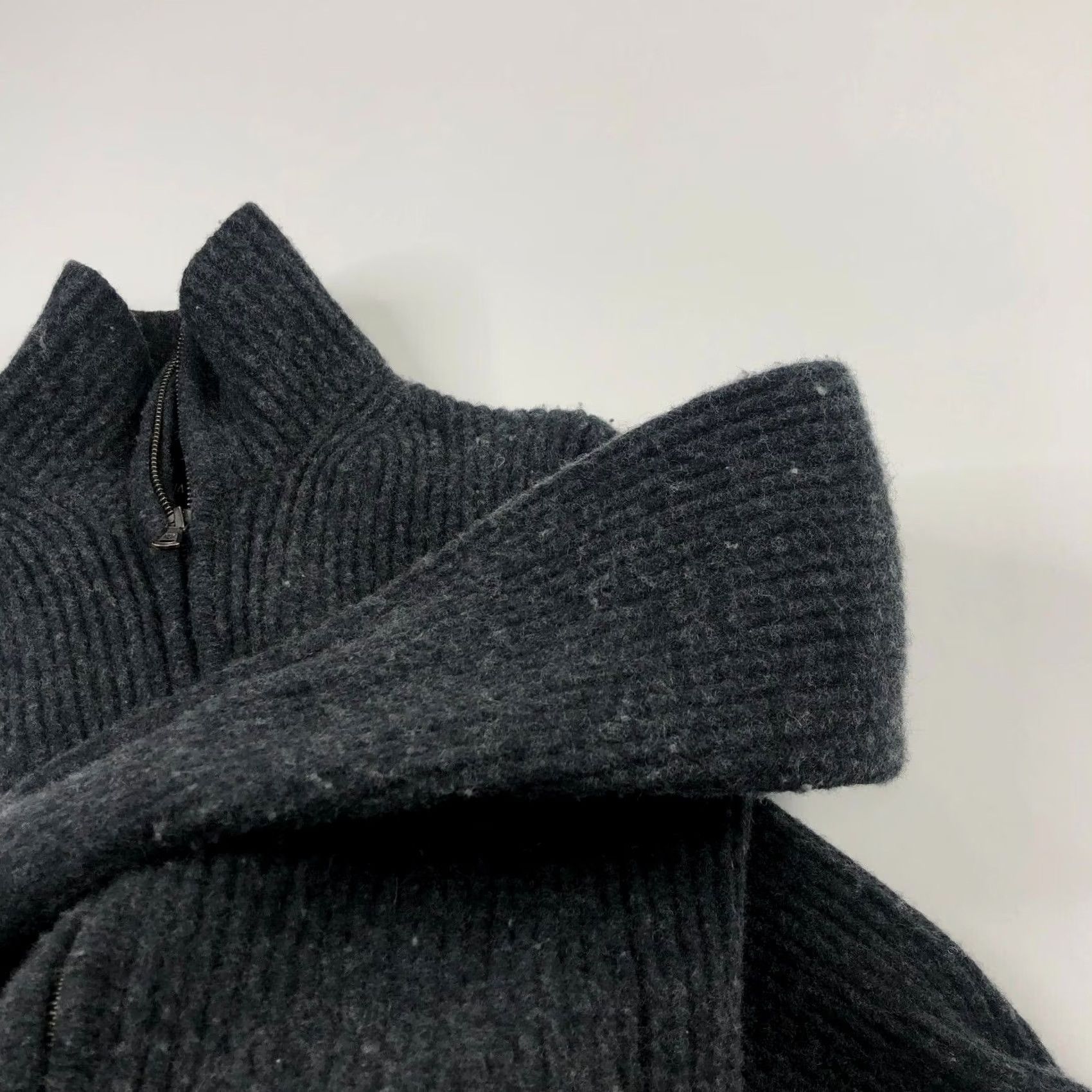 Victorinox Victorinox Sweater Women's Full Zip Mock Neck Ribbed 100% Lambswool Gray S Pullover Casual, Classic, 8.23 Size S / US 4 / IT 40 - 6 Thumbnail