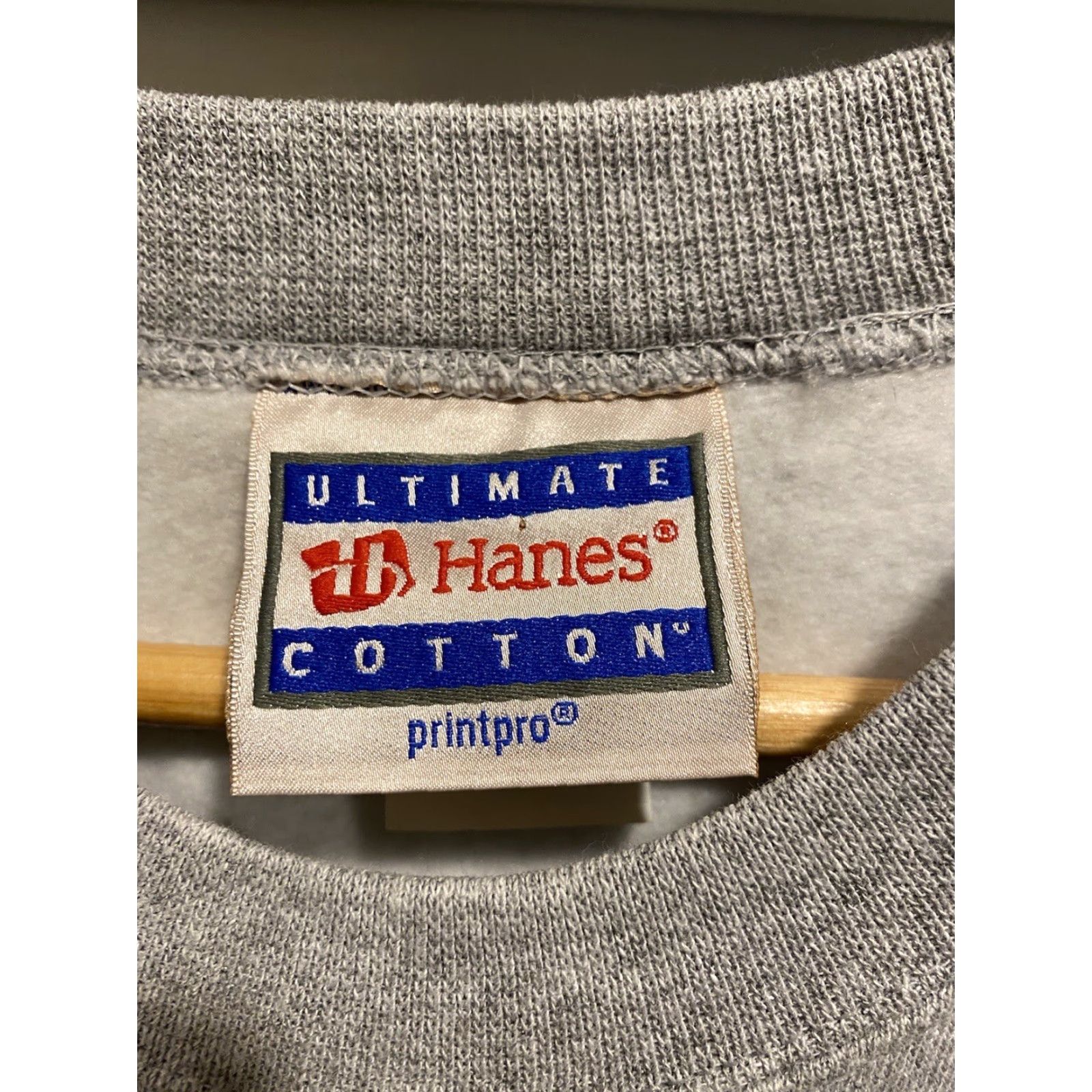 Hanes VINTAGE Mens XL Hanes Sweatshirt Gray Auto Body Car Club Watertown MA Mens XL Size US XL / EU 56 / 4 - 5 Thumbnail