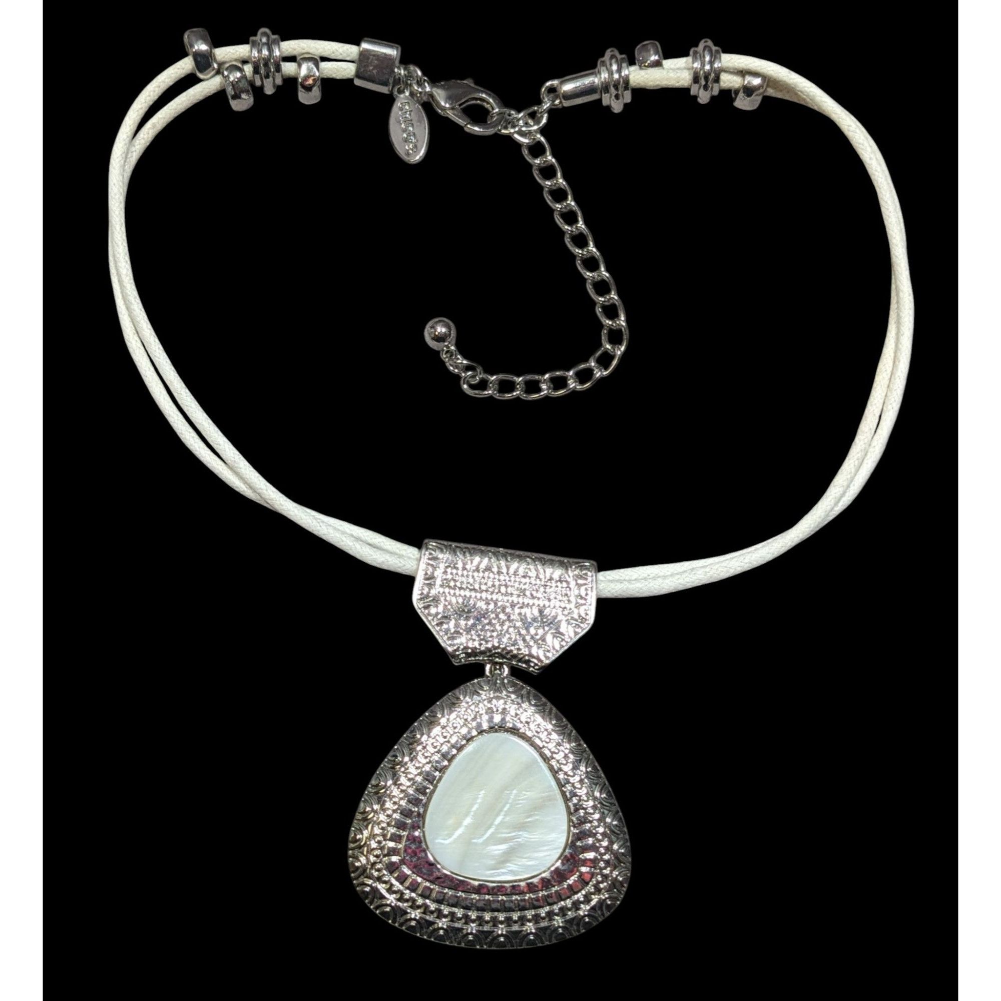 Other Vintage Chico's Mother Of Pearl White And Silver Tone Pendan Size ONE SIZE - 1 Thumbnail