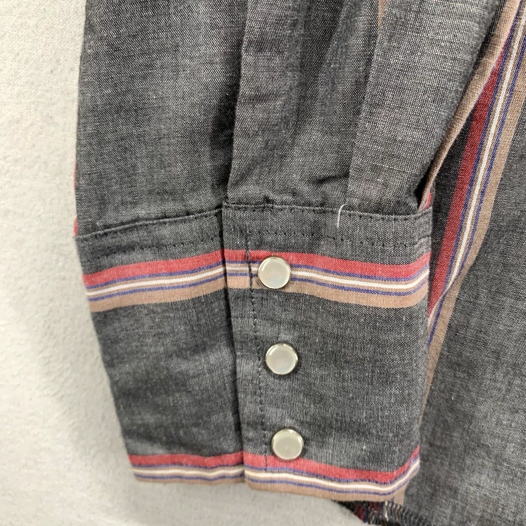 Wrangler VINTAGE Wrangler Western Shirt Men XL Gray Red Stripe Cowboy Casual Workwear Long Sleeve Size US XL / EU 56 / 4 - 6 Thumbnail