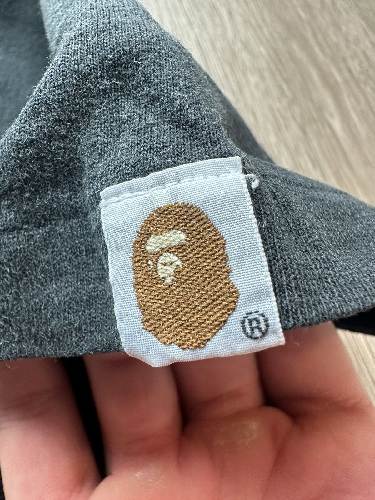 Bape × Vintage Bape Logo Tee Size US M / EU 48-50 / 2 - 7 Thumbnail