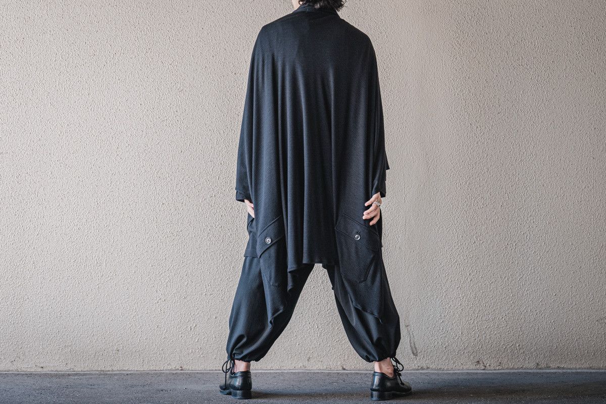 Yohji Yamamoto Yohji Yamamoto Pour Homme - WOOL SMOOTH SLEEVE CLAOK Size US S / EU 44-46 / 1 - 19 Thumbnail