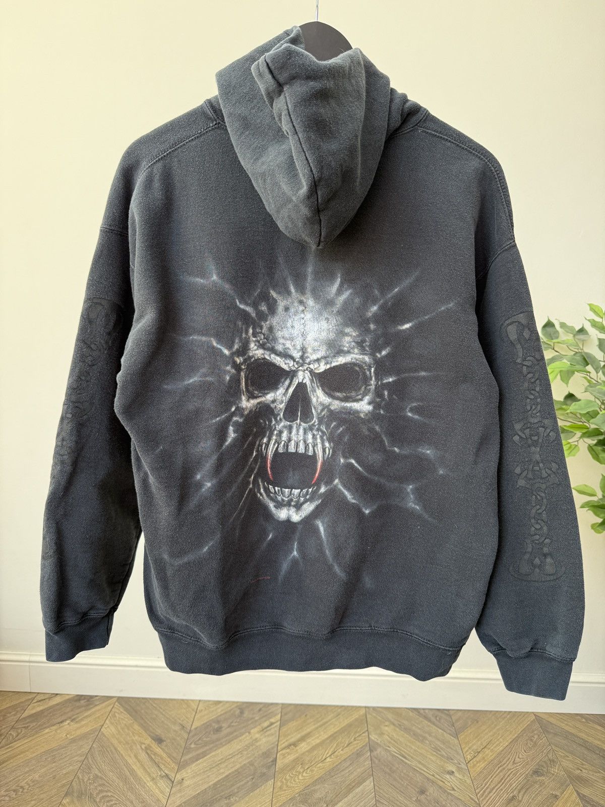 Vintage Vintage Spiral Gothic Skull Faded Distressed Y2K Rare Hoodie Size US M / EU 48-50 / 2 - 9 Thumbnail