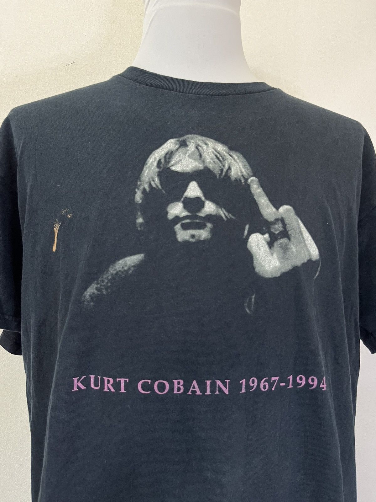 Vintage Rare Vintage Kurt Cobain 1967-1994 Tshirt Size US XL / EU 56 / 4 - 2 Thumbnail