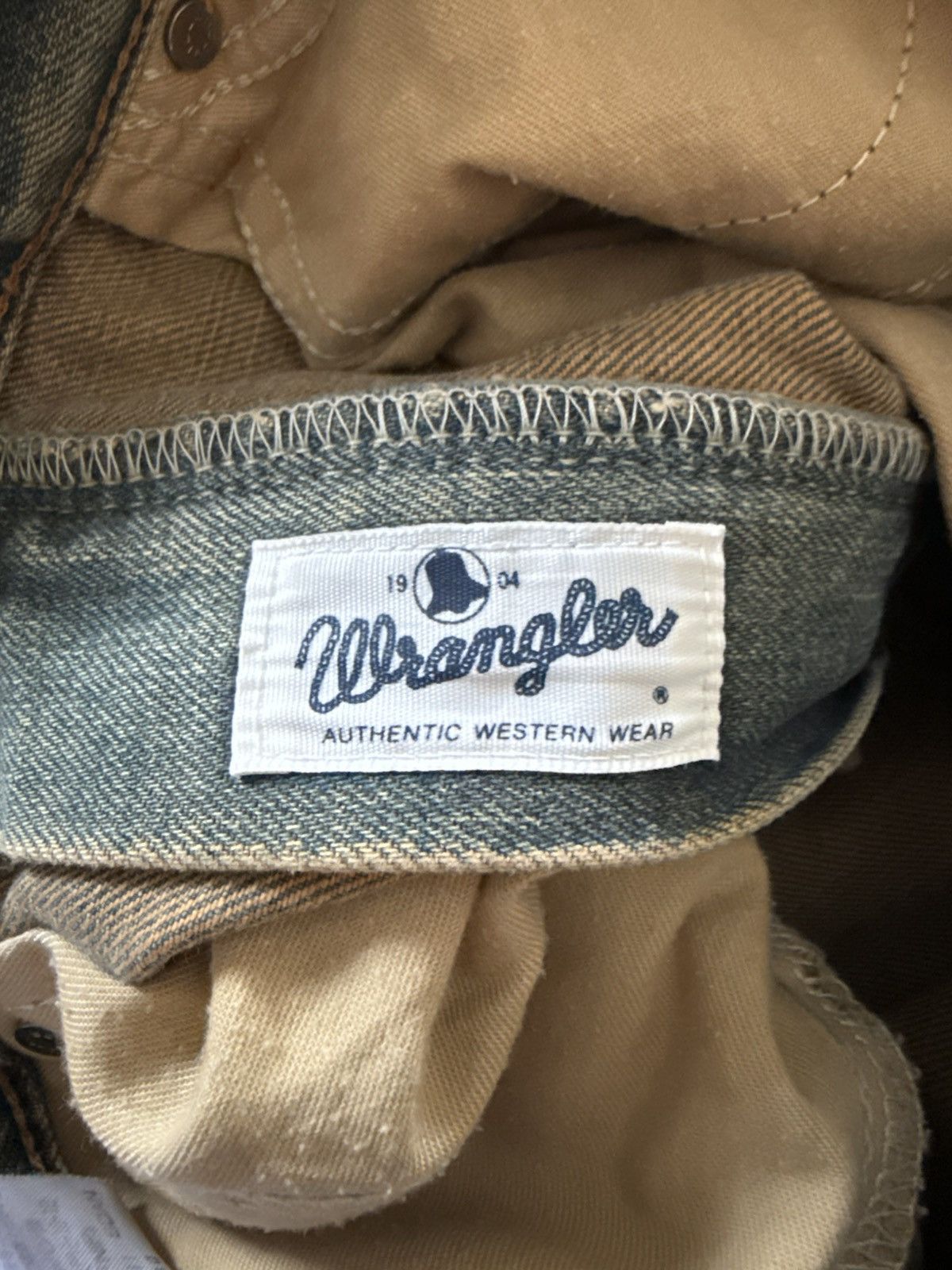 Japanese Brand Vintage Wrangler Mud Wash Distressed Baggy Selvedge Jeans Size US 29 - 23 Thumbnail