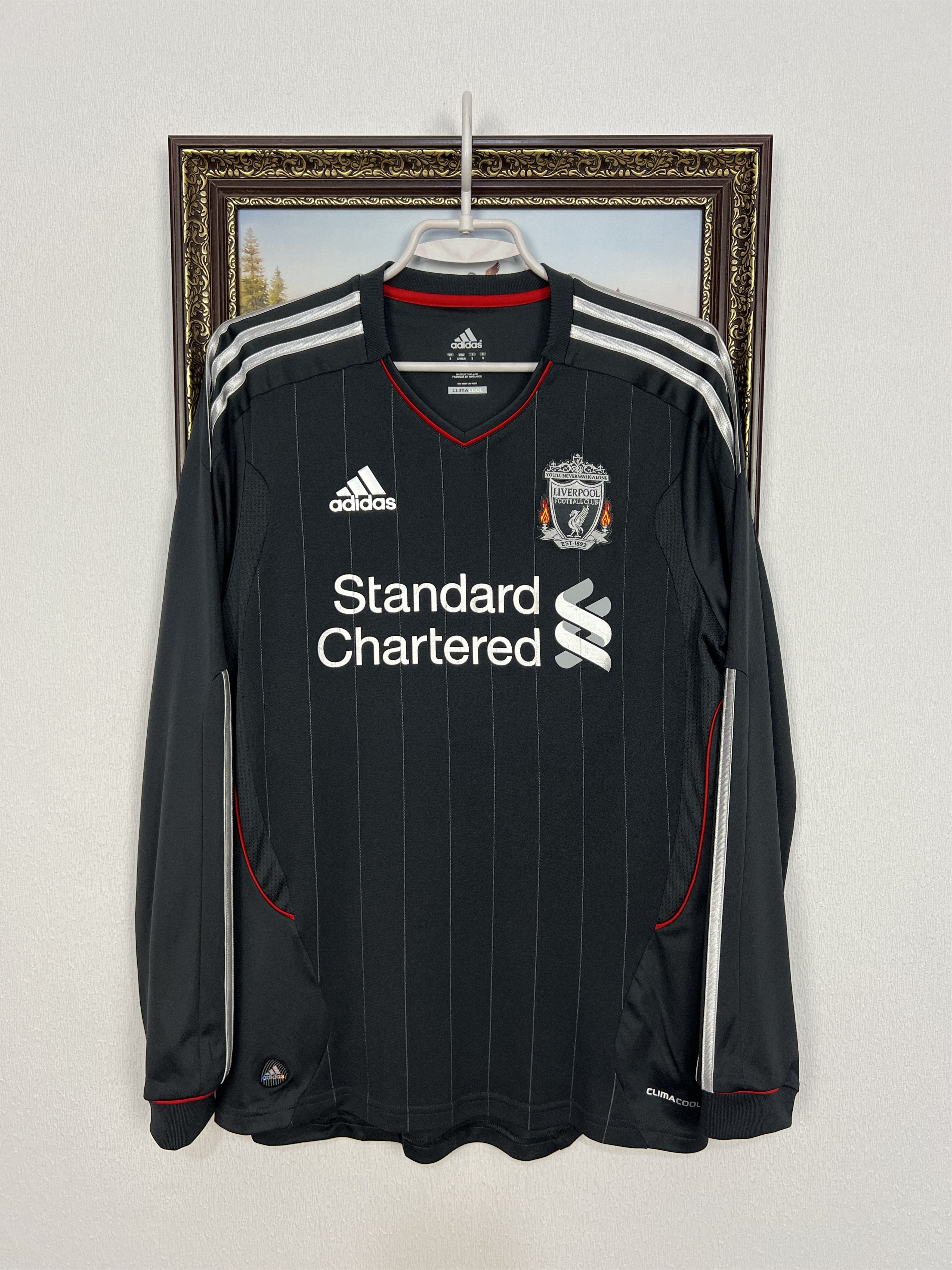Adidas Liverpool Away football shirt 2011 Soccer Adidas Long Sleeve Size US S / EU 44-46 / 1 - 1 Thumbnail