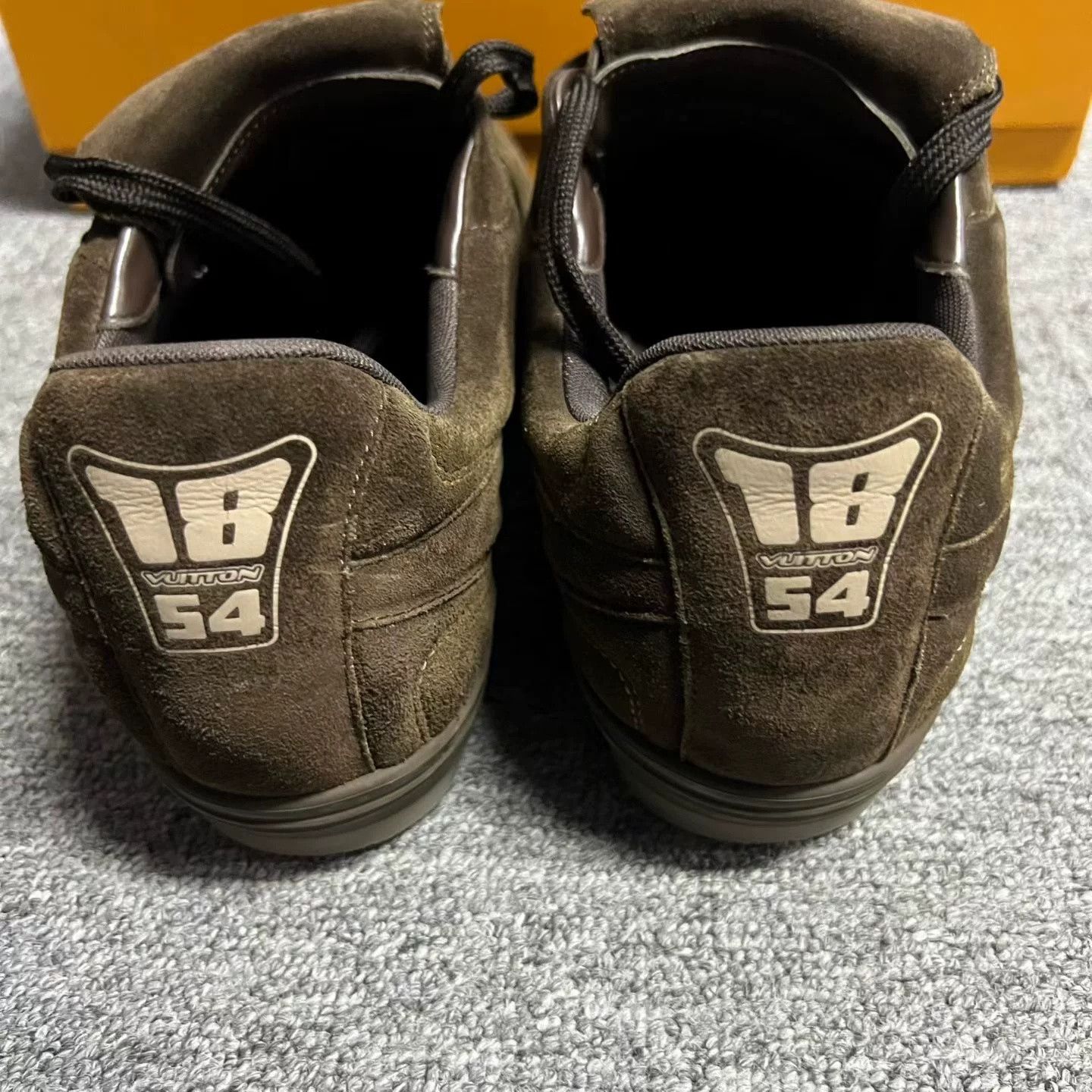 Louis Vuitton Louis Vuitton Brown Suede Low-Top Casual Shoes Size US 9 / EU 42 - 4 Thumbnail