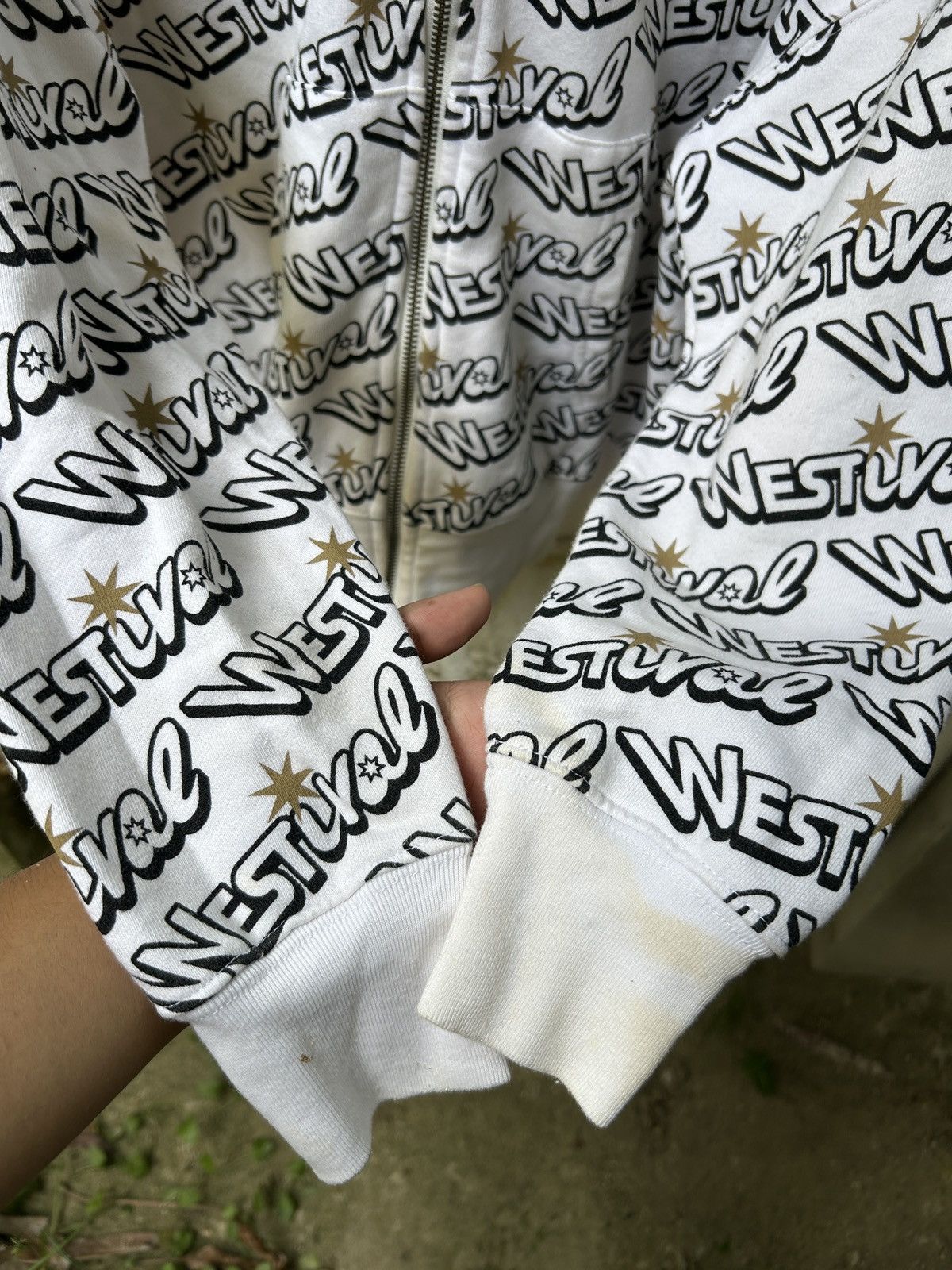 Vintage WEST LIVE TOUR 2018 WESTIVAL HOODIE OVP Size US M / EU 48-50 / 2 - 5 Thumbnail