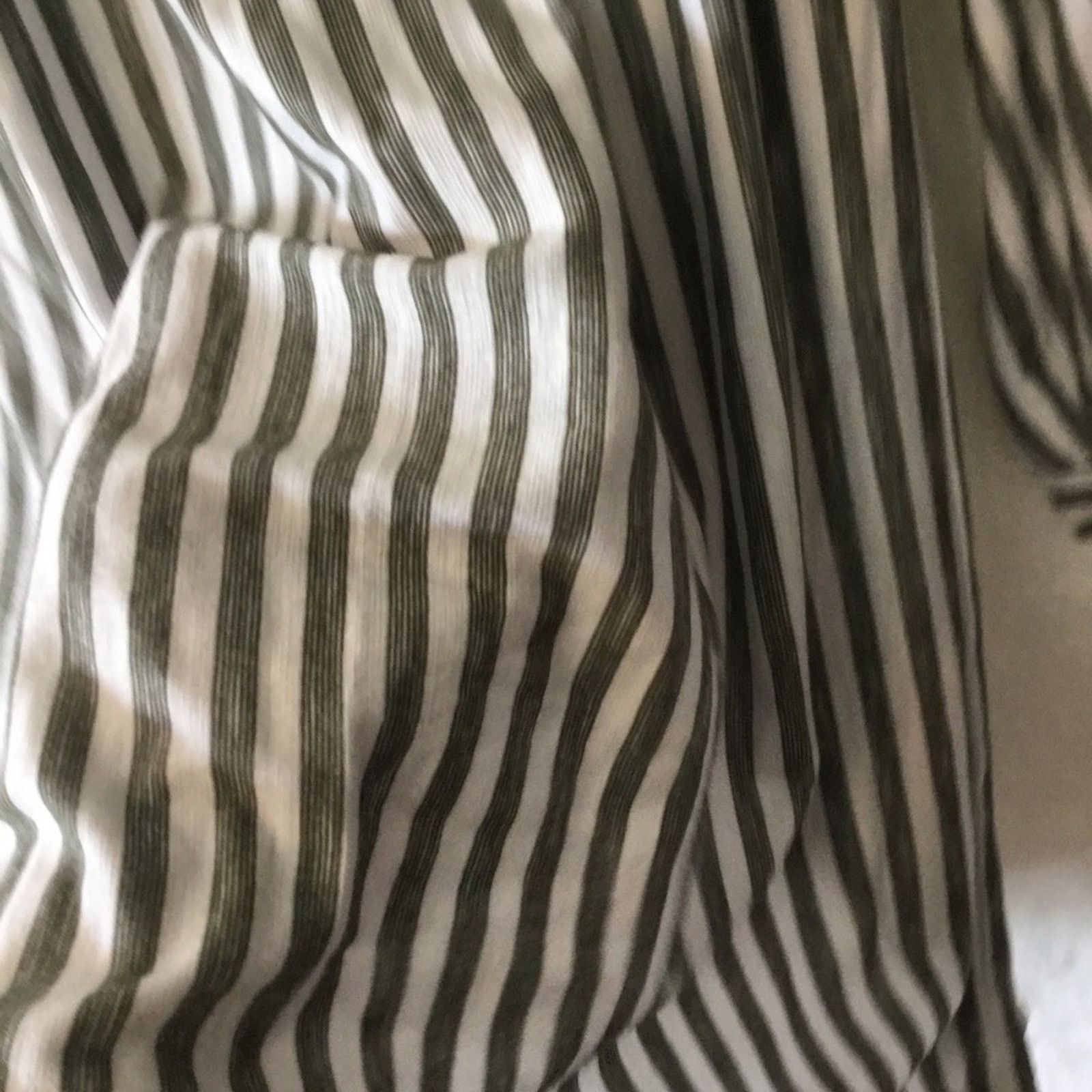 Other Max Studio Gray & White Striped Off-Shoulder Top Size XS / US 0-2 / IT 36-38 - 14 Thumbnail
